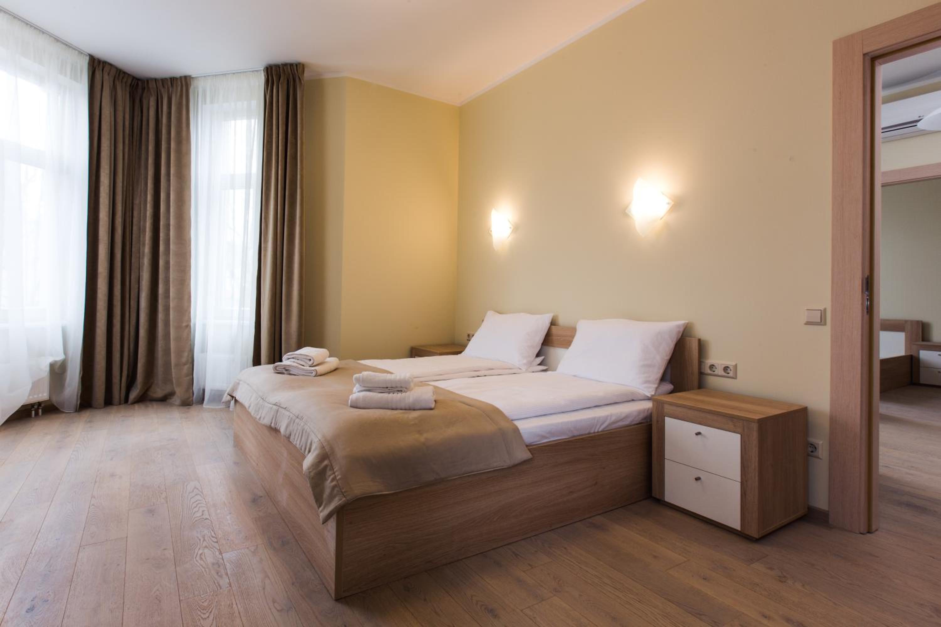 Two-Bedroom Apartment with Balcony photo 1