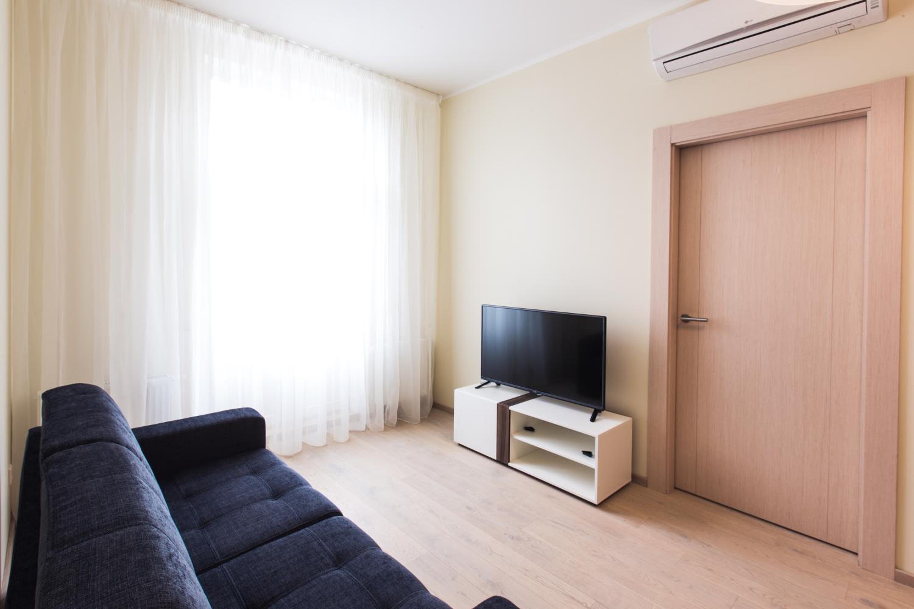 Two-Bedroom Apartment with Balcony photo 3