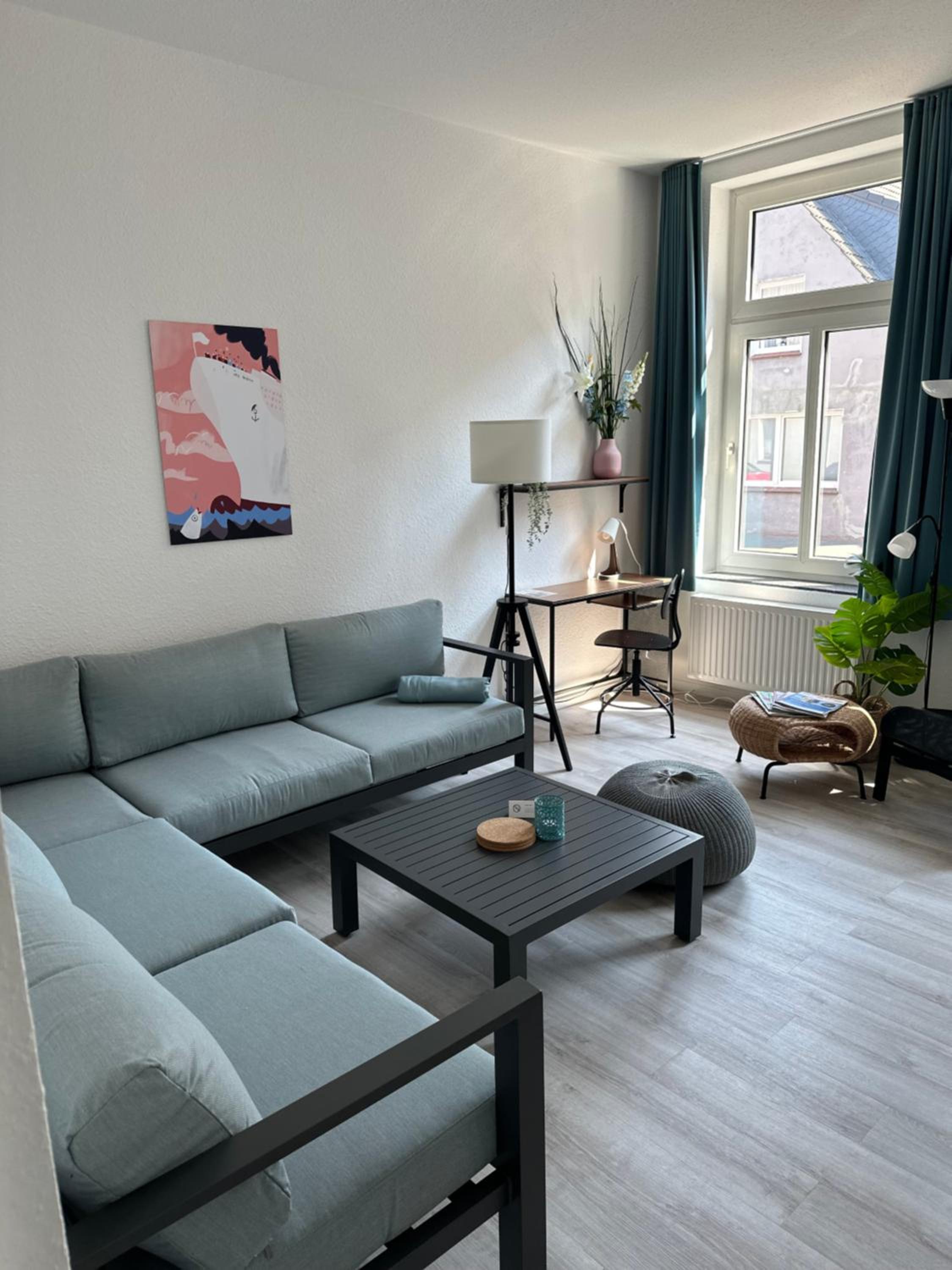 One-Bedroom Apartment photo 2