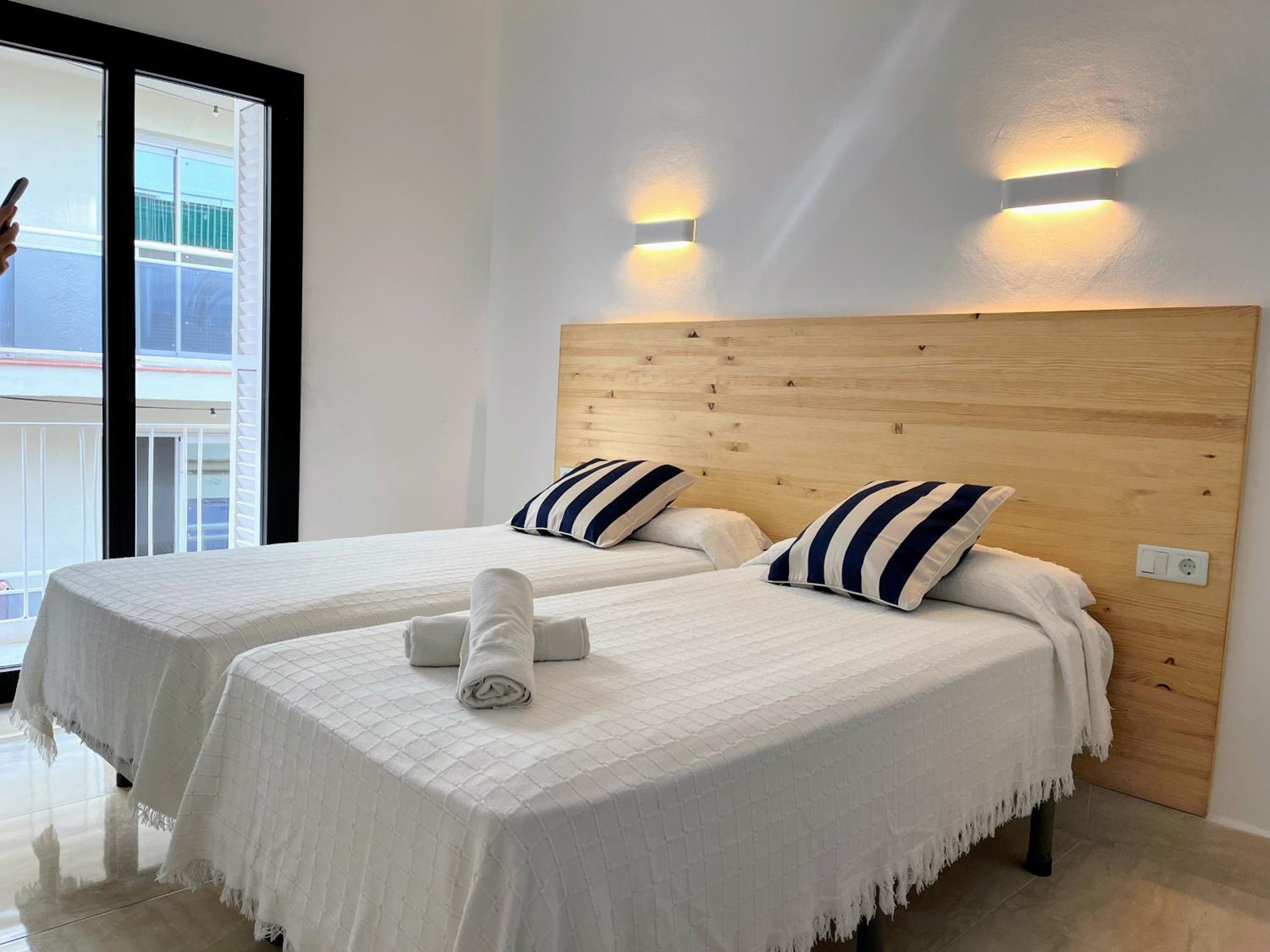 Twin Room with Balcony photo 3
