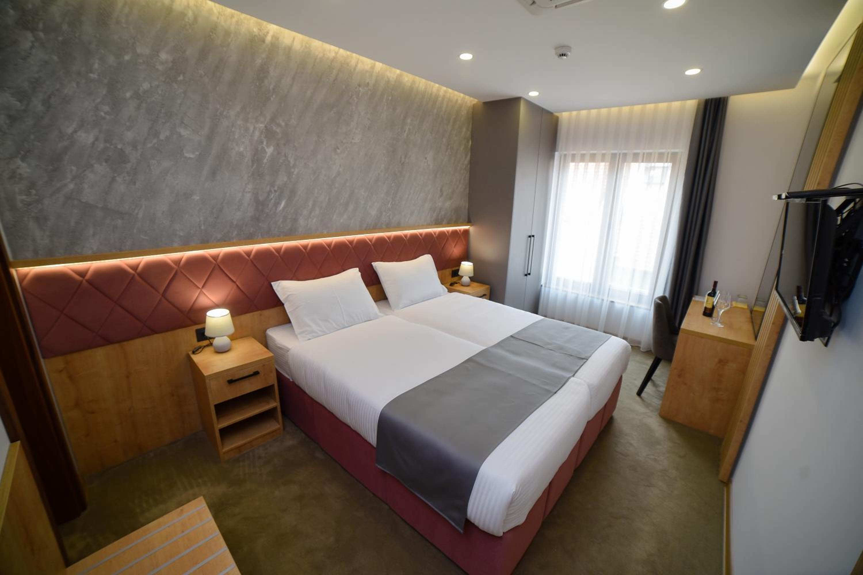 Deluxe Twin Room photo 3