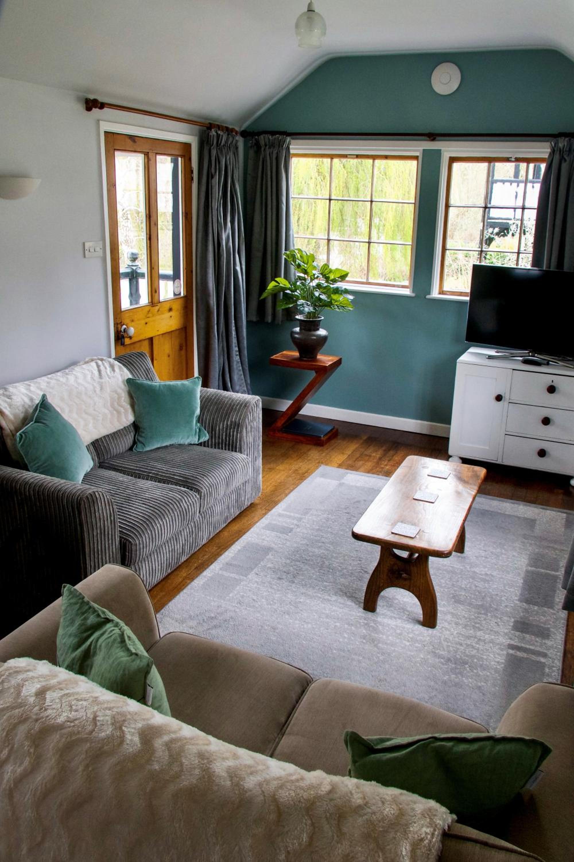 One-Bedroom Cottage