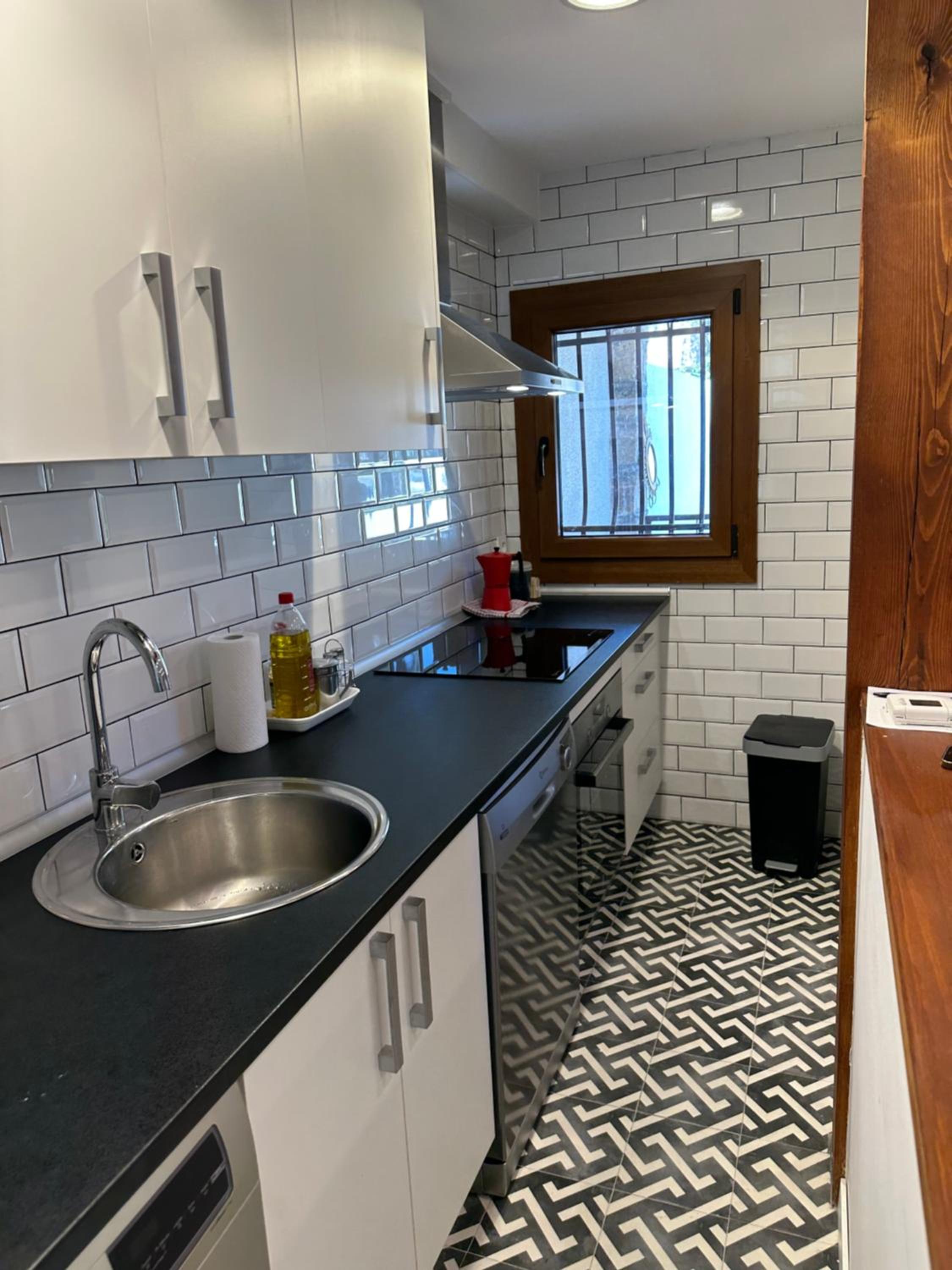 Three-Bedroom House photo 2