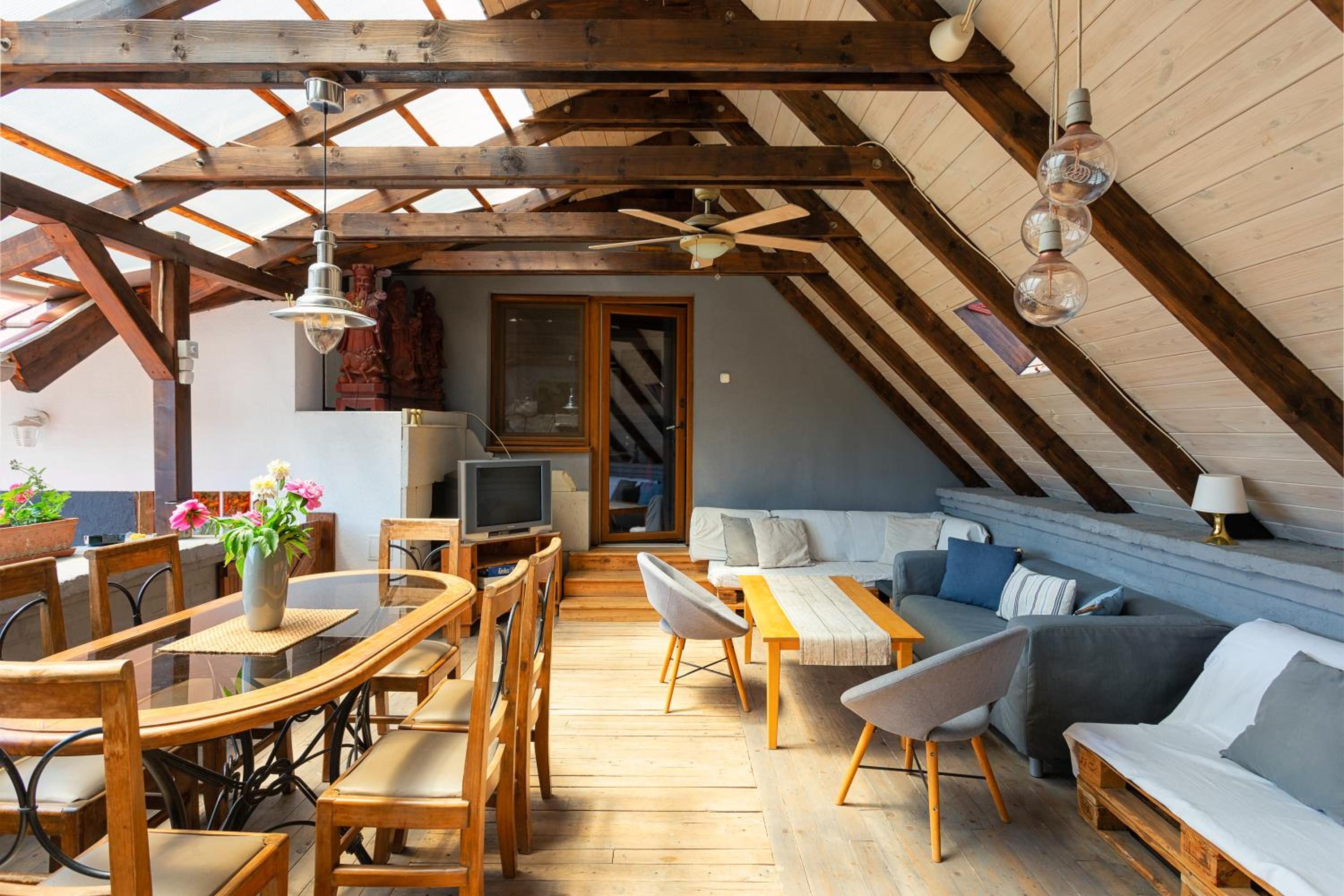 Apartment with Terrace photo 2