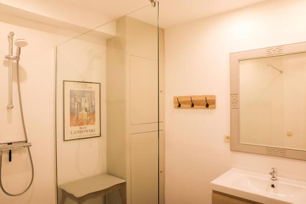 Two-Bedroom Apartment photo 2