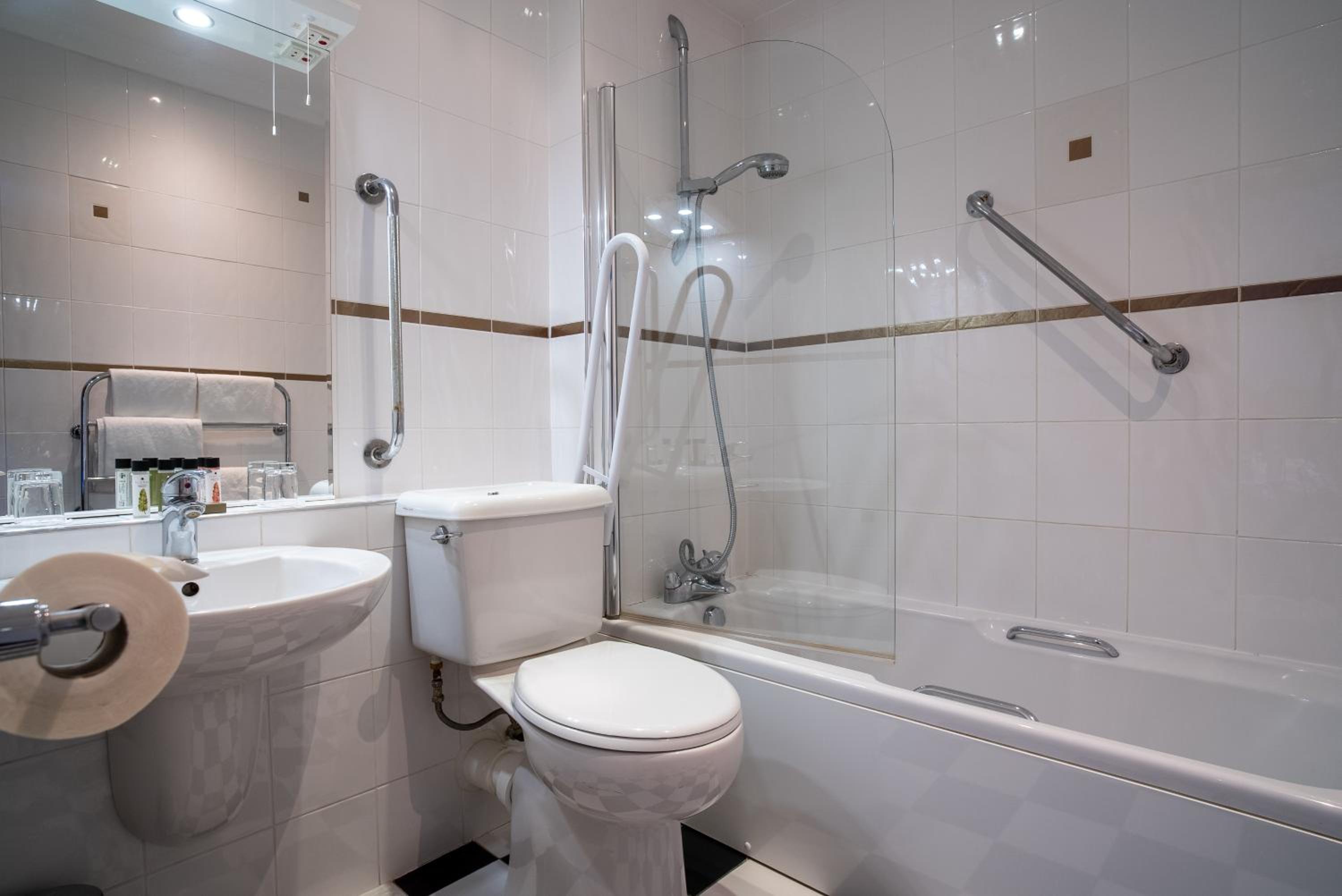 Standard Double Room - Photo 2