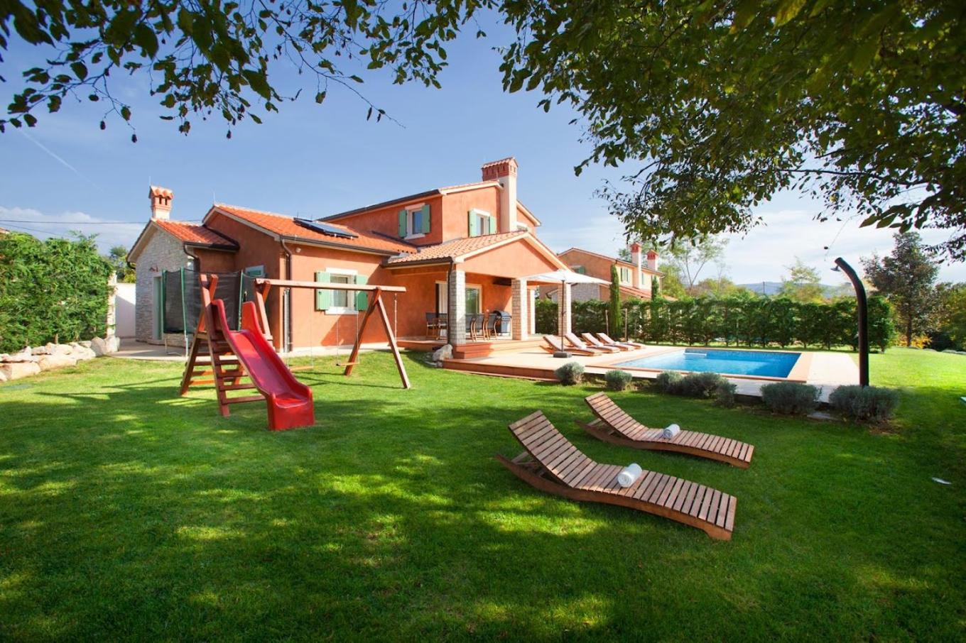 Villa with Private Pool photo 2