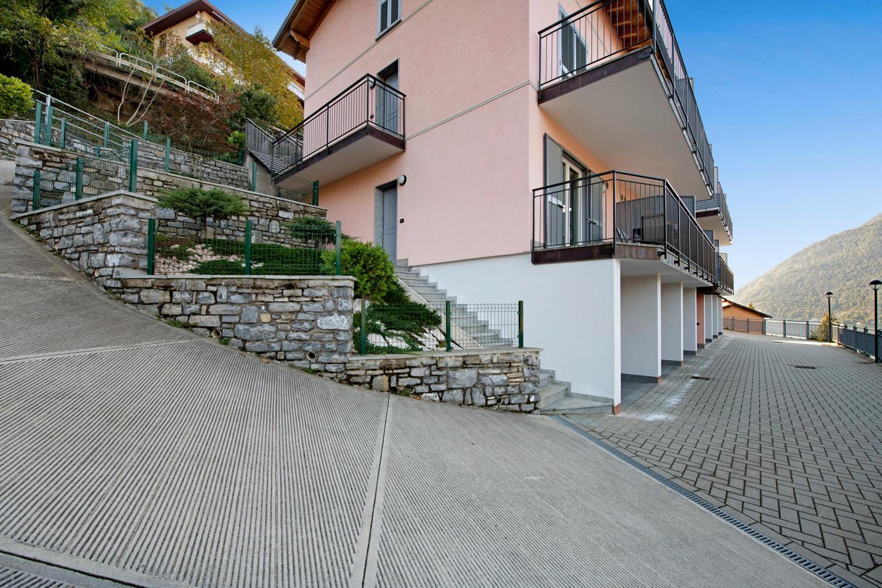 Superior One-Bedroom Apartment with Balcony photo 2
