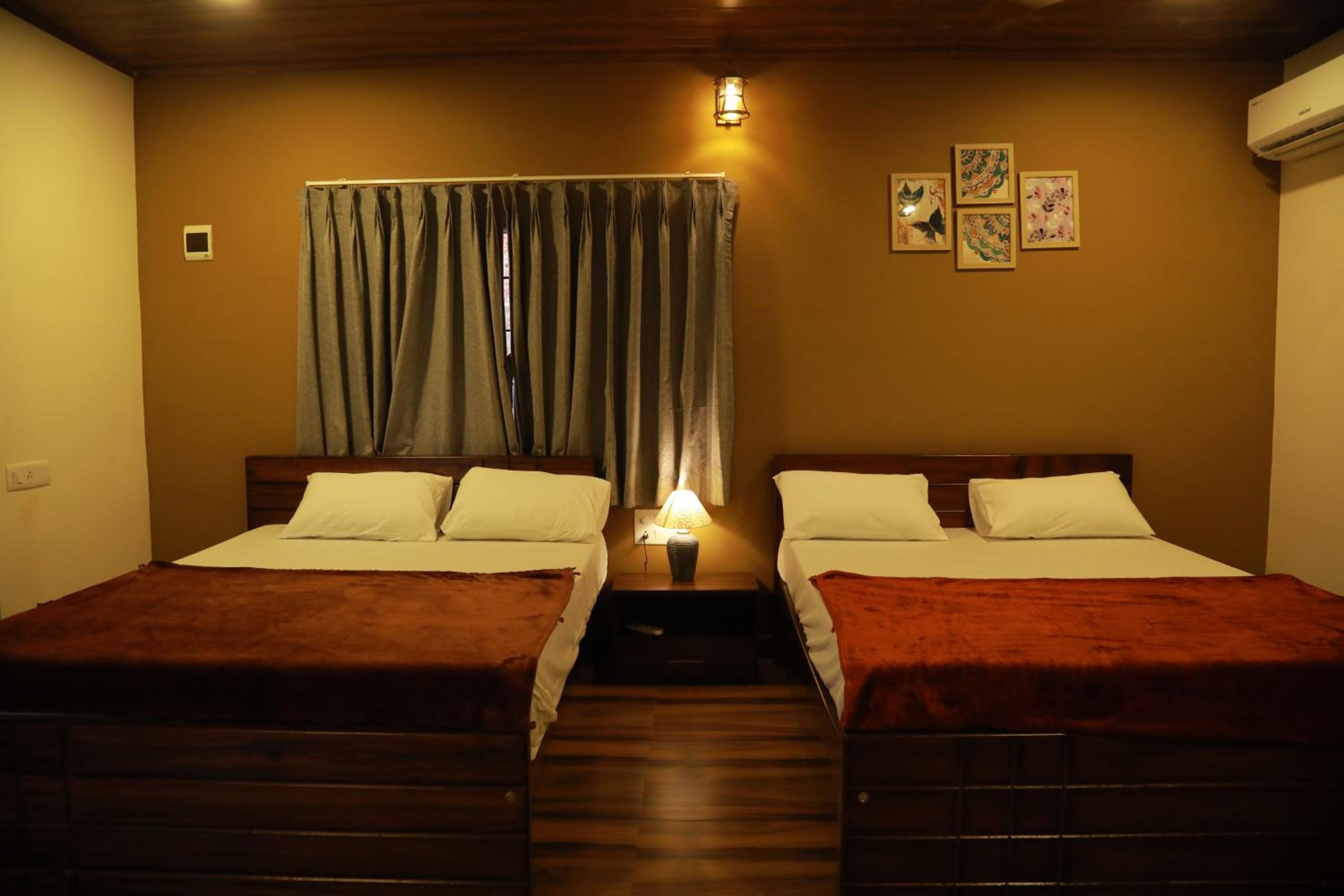 Classic Quadruple Room photo 1