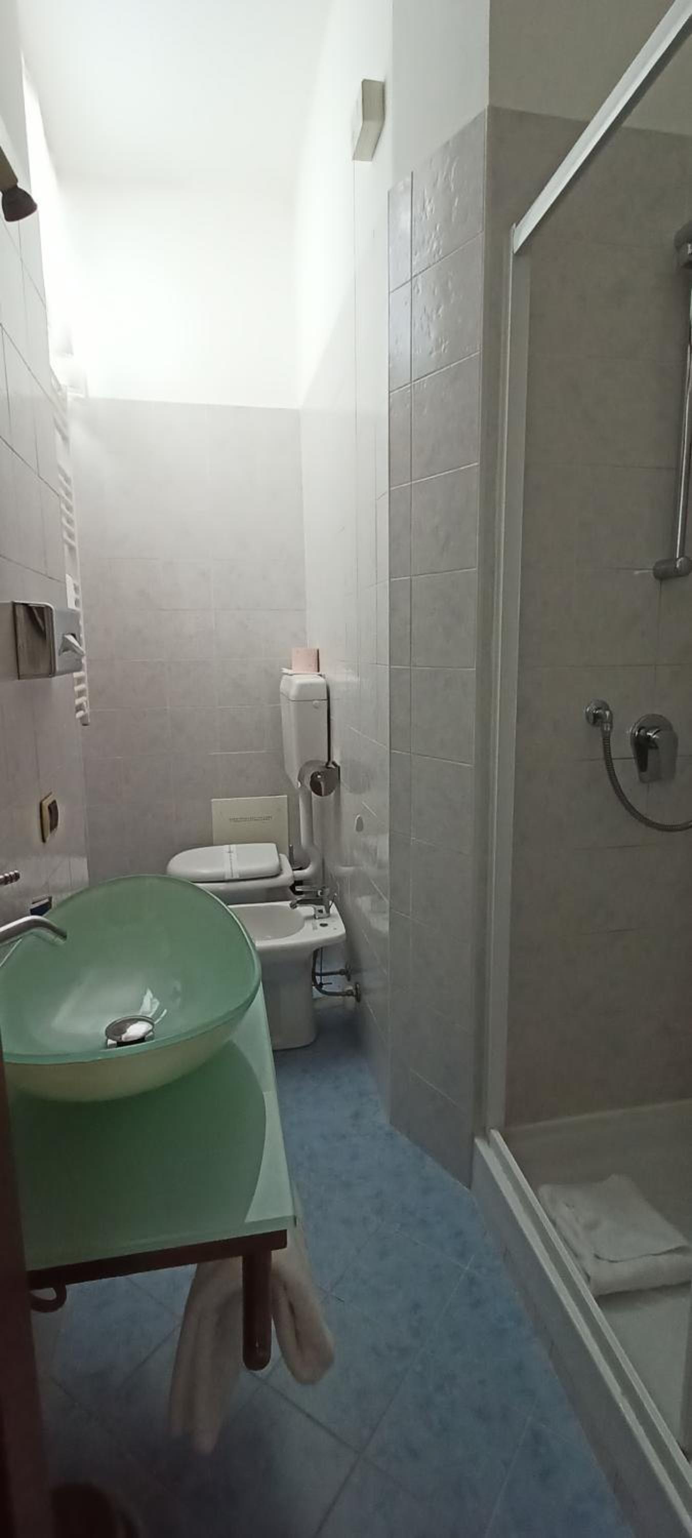 Single Room - Photo 3
