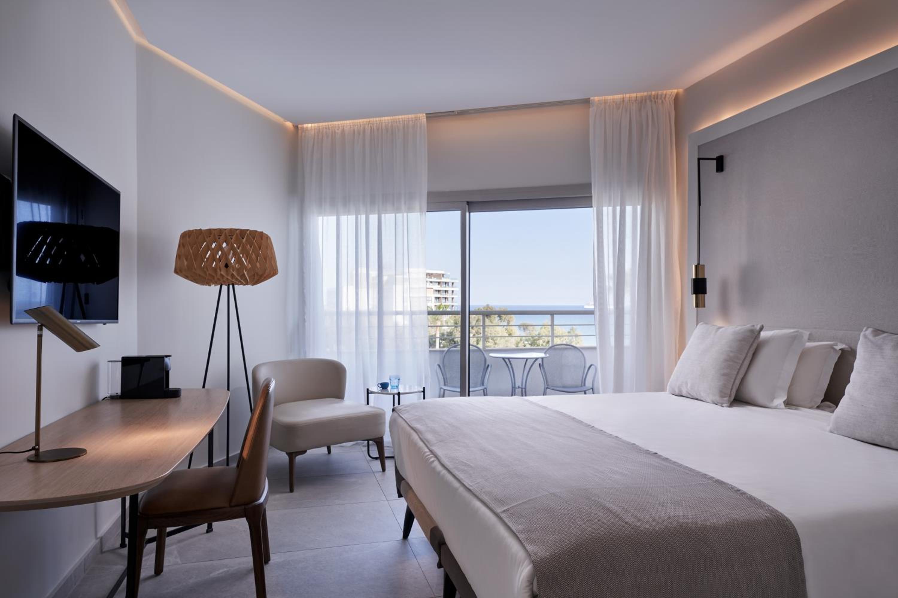 Twin / Double Room Sea View