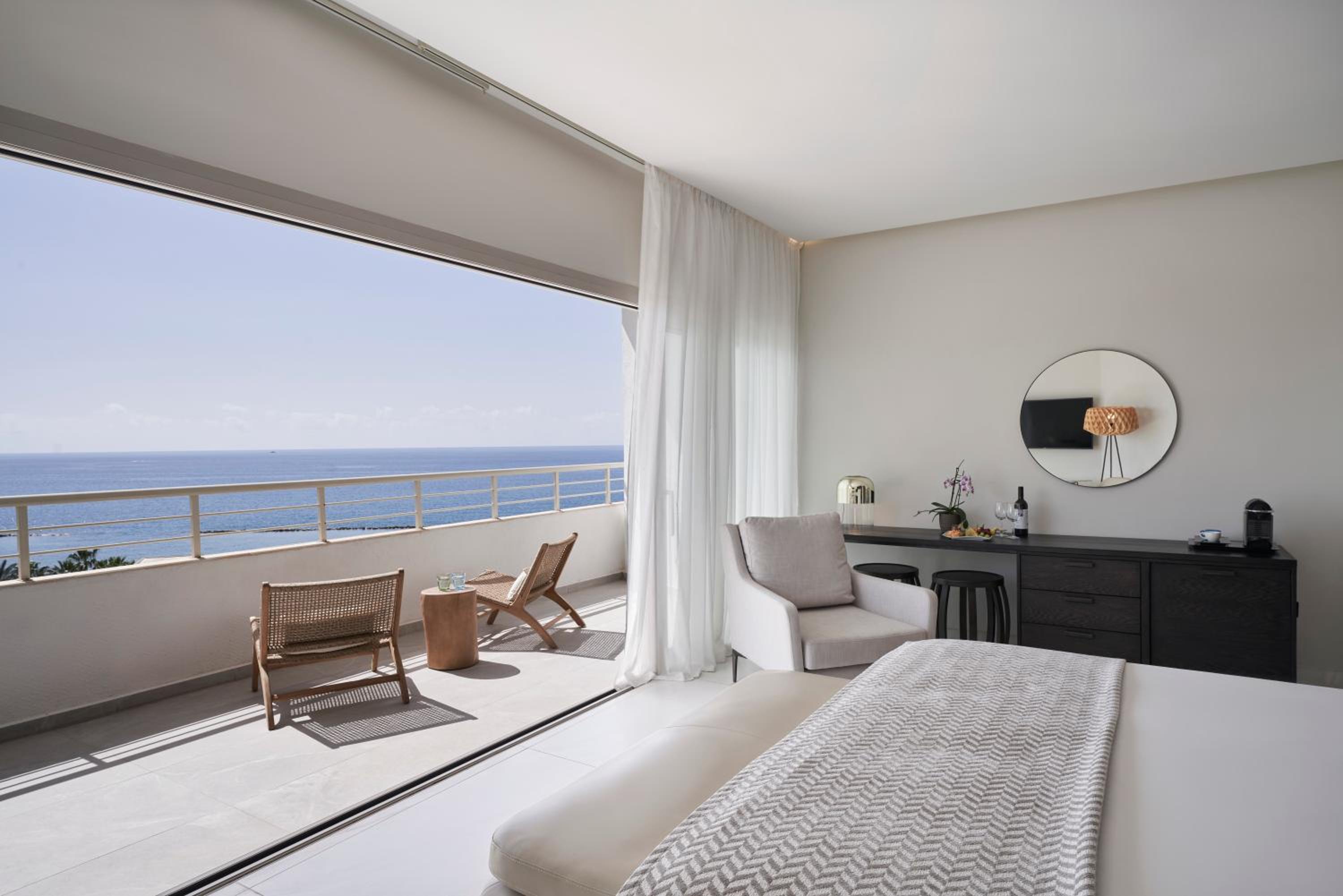 Junior Suite Sea View photo 3