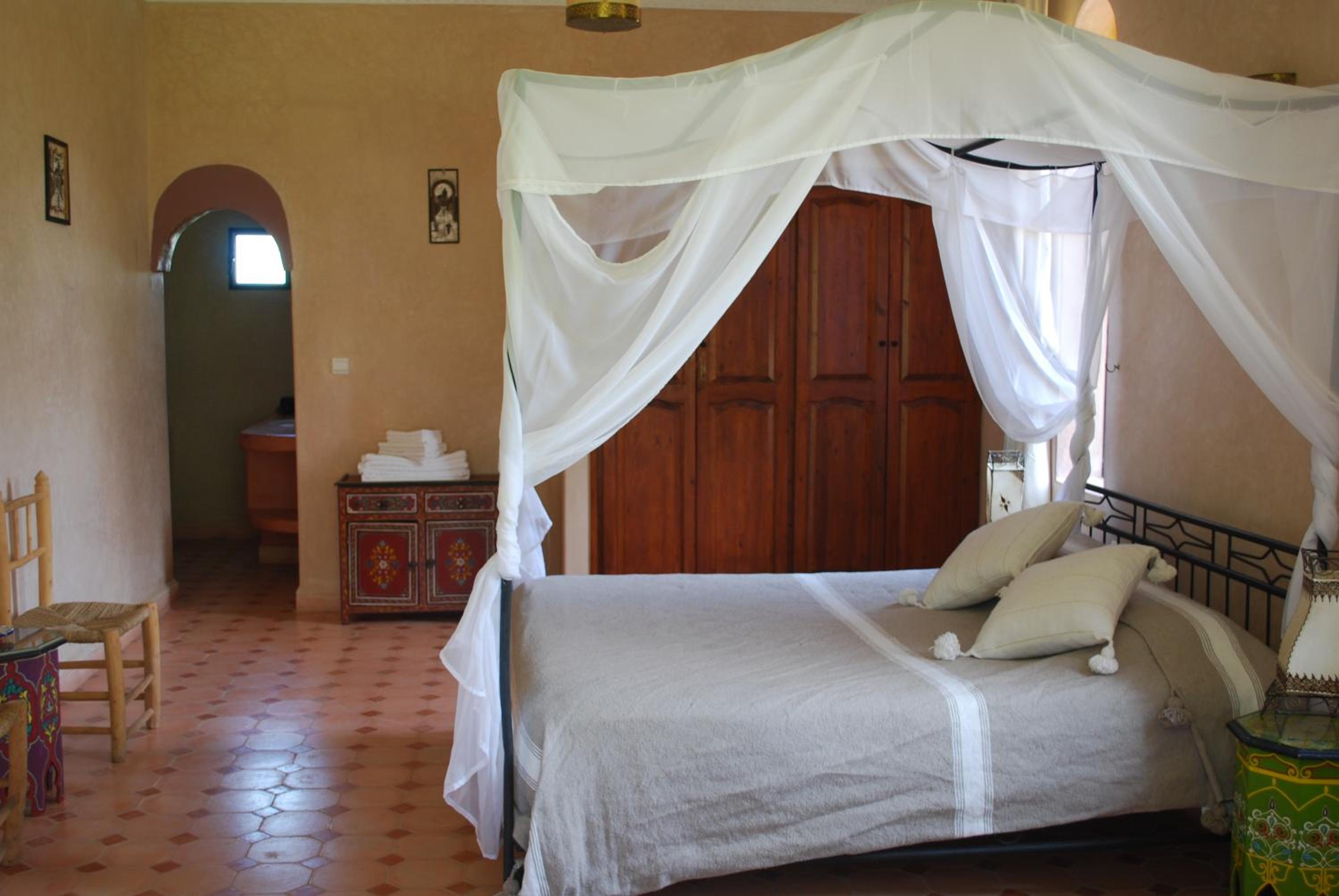 Deluxe Bungalow with Garden View photo 1