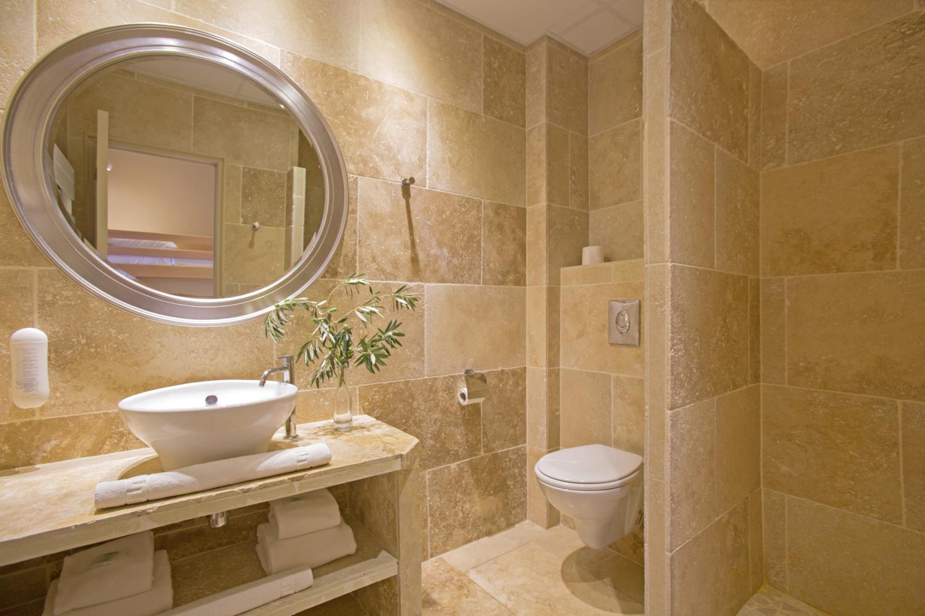 Superior Quadruple Room photo 2