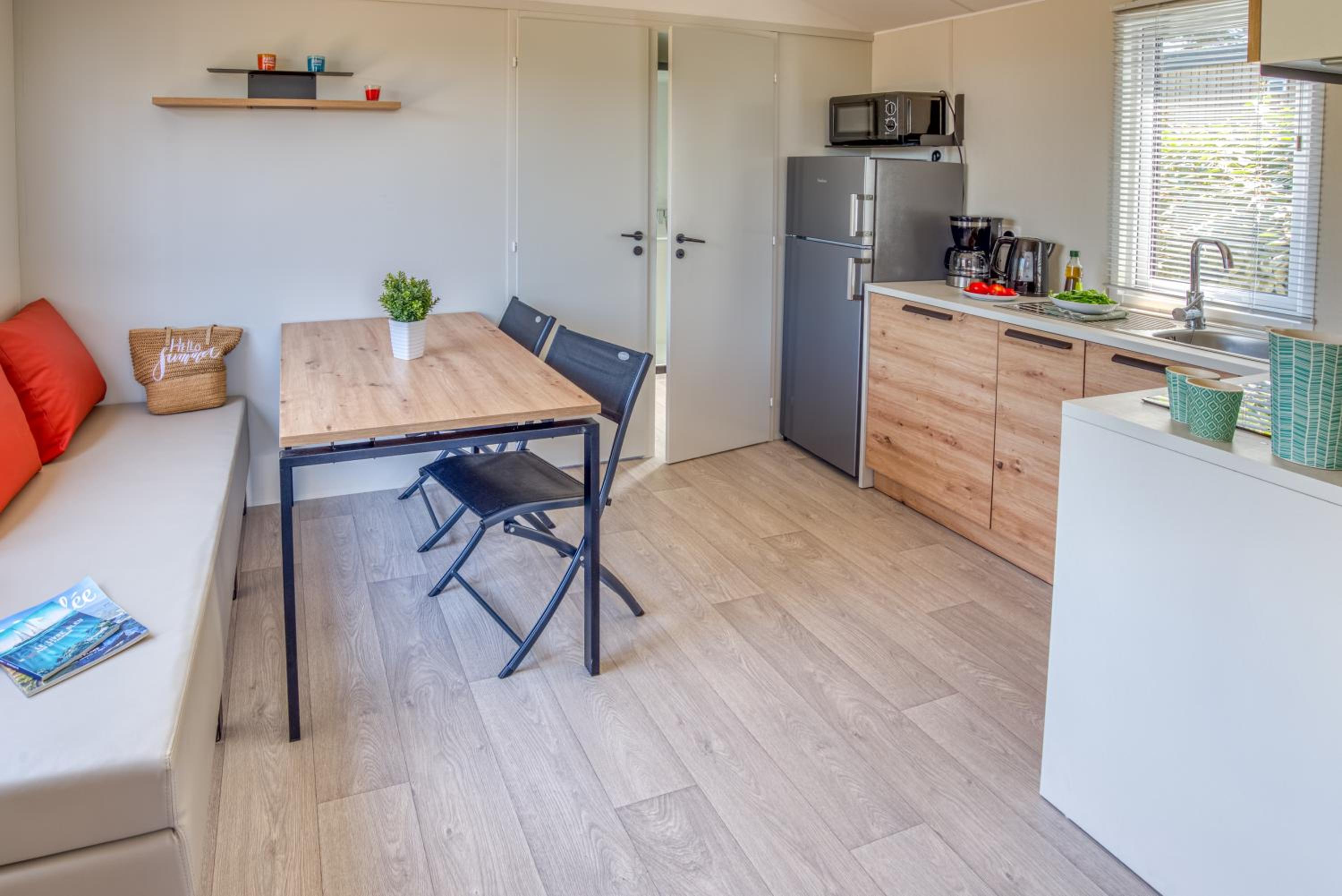 Mobile Home Loggia 4 adultes + 1 enfant 12 ans max photo 3