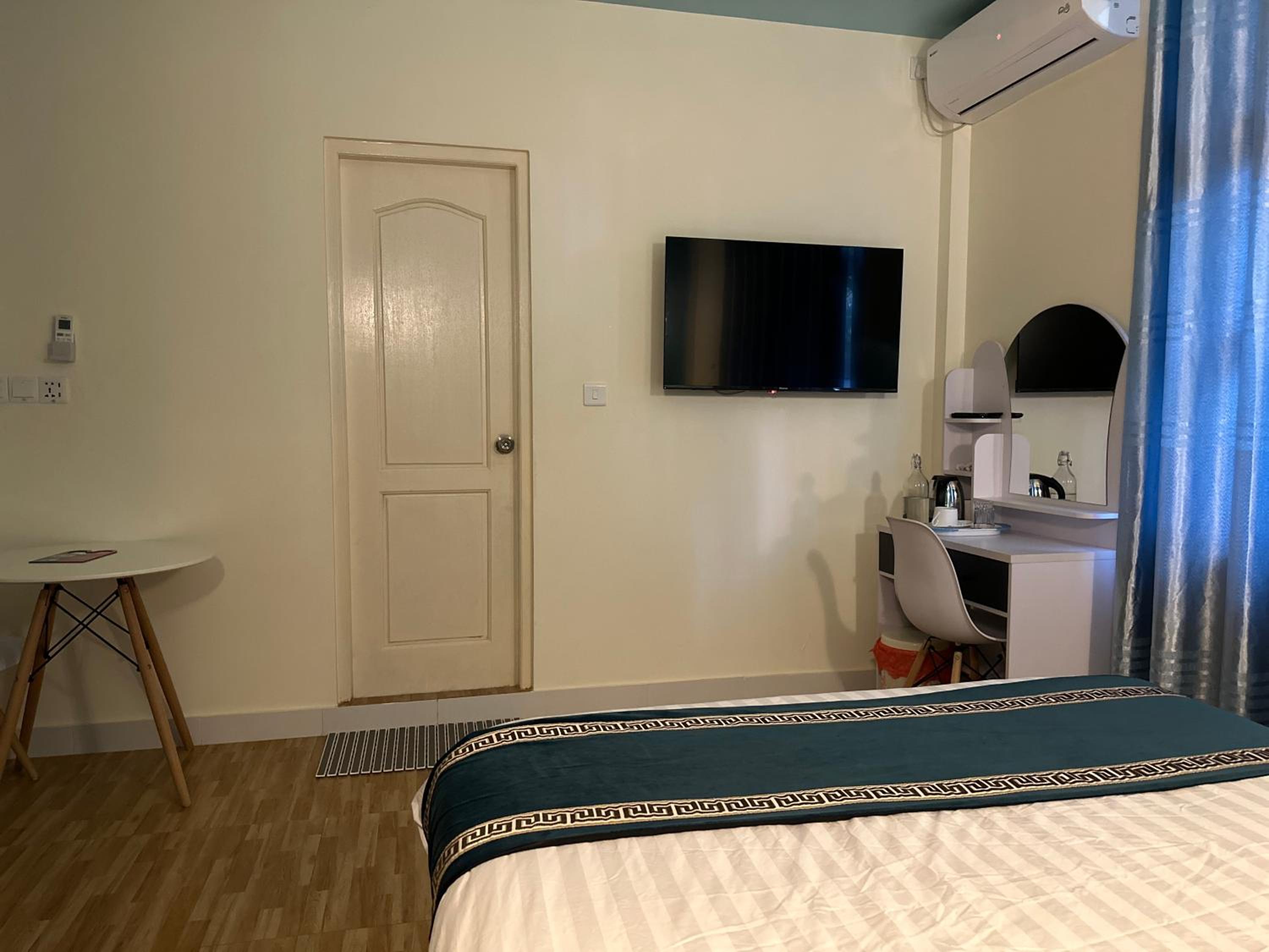 Deluxe Triple Room - Photo 5