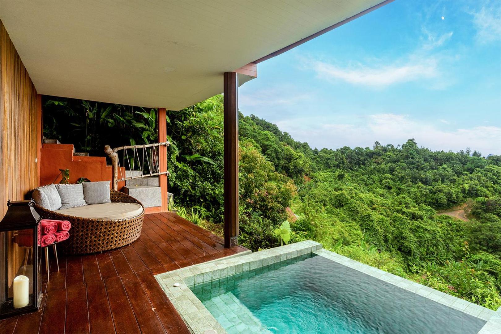 Seaview Villa with Bathtub No. 17 photo 3