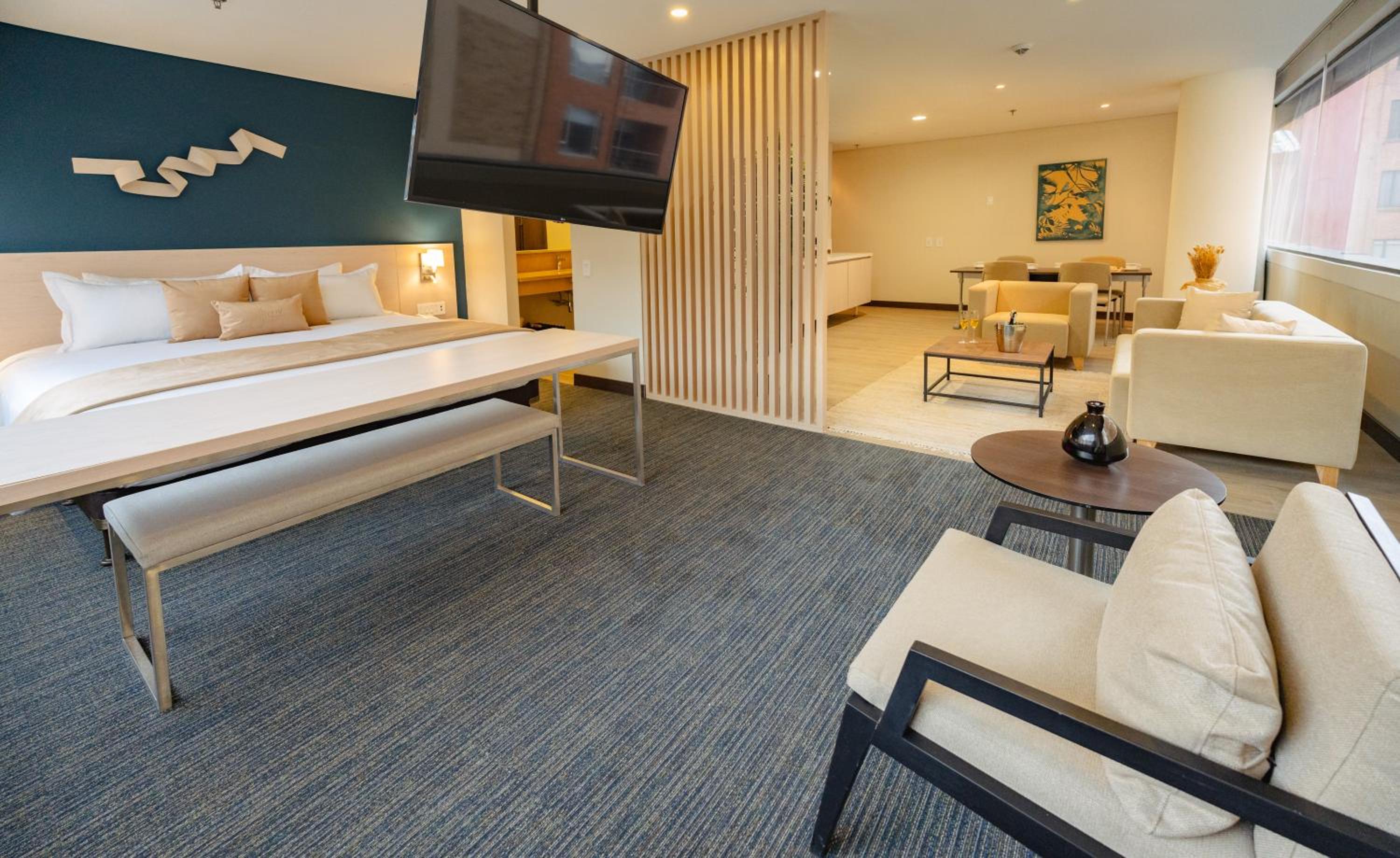 Superior King Room photo 1