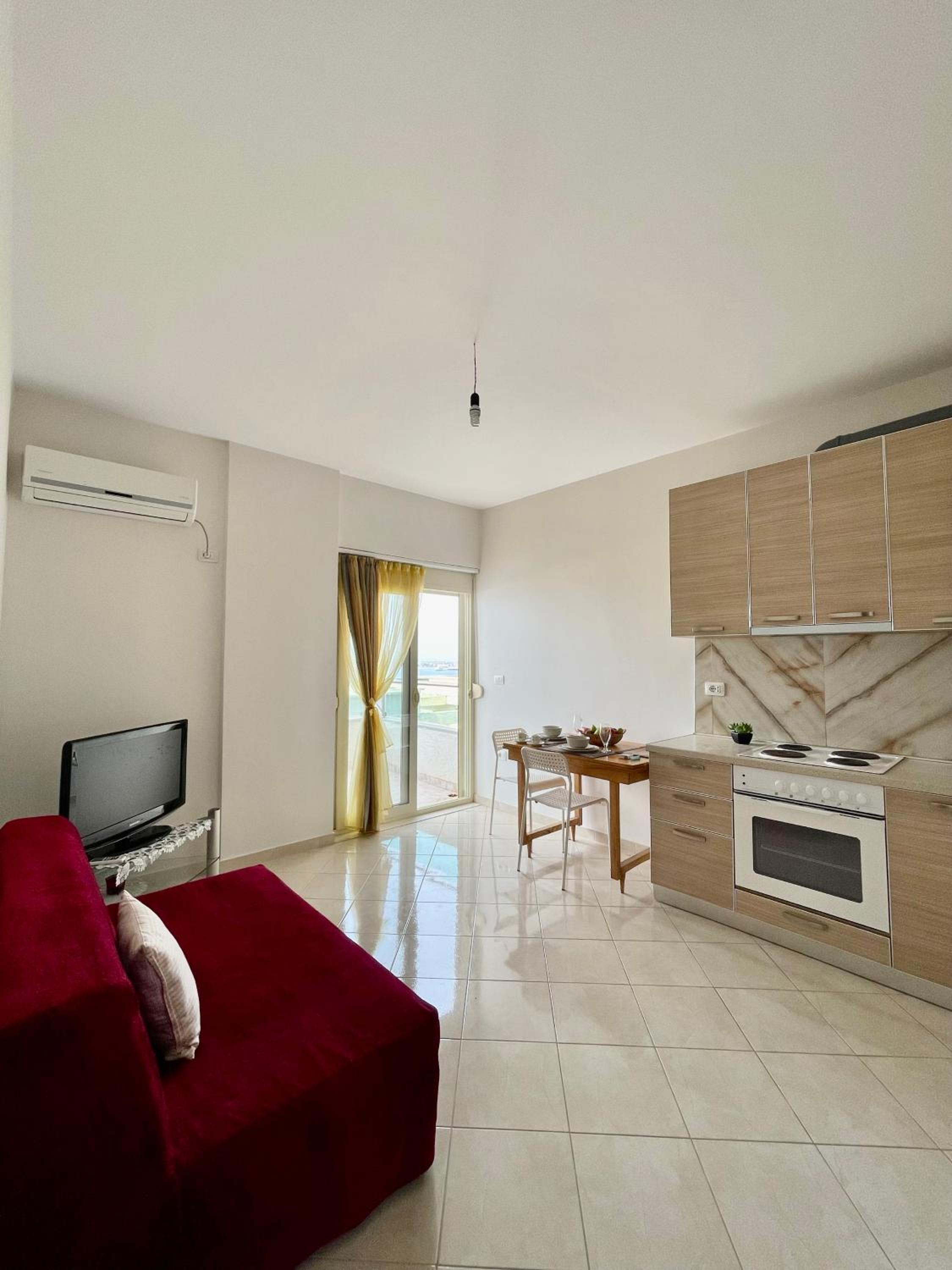 One-Bedroom Apartment