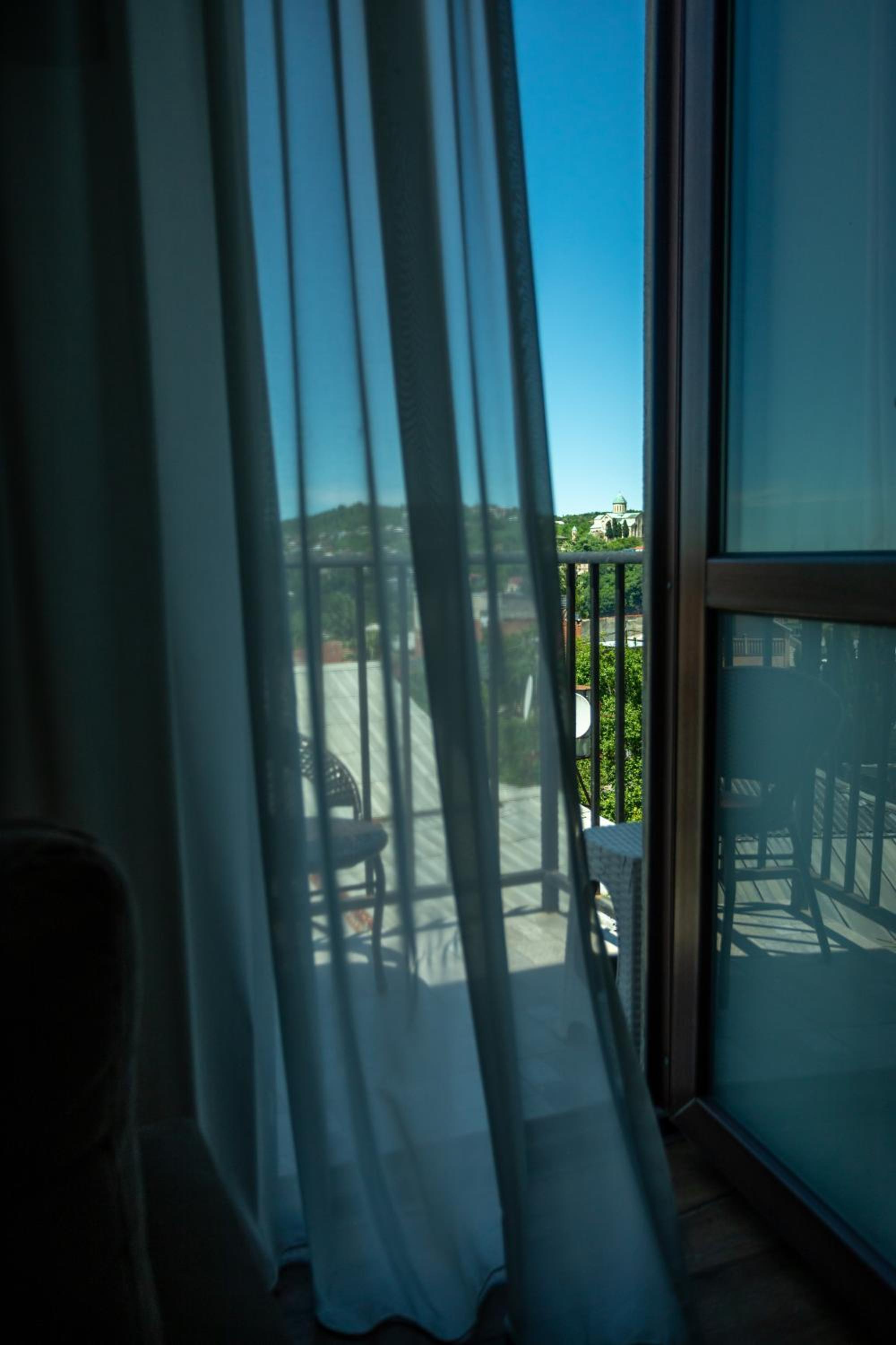 Superior Double or Twin Room with City View photo 2