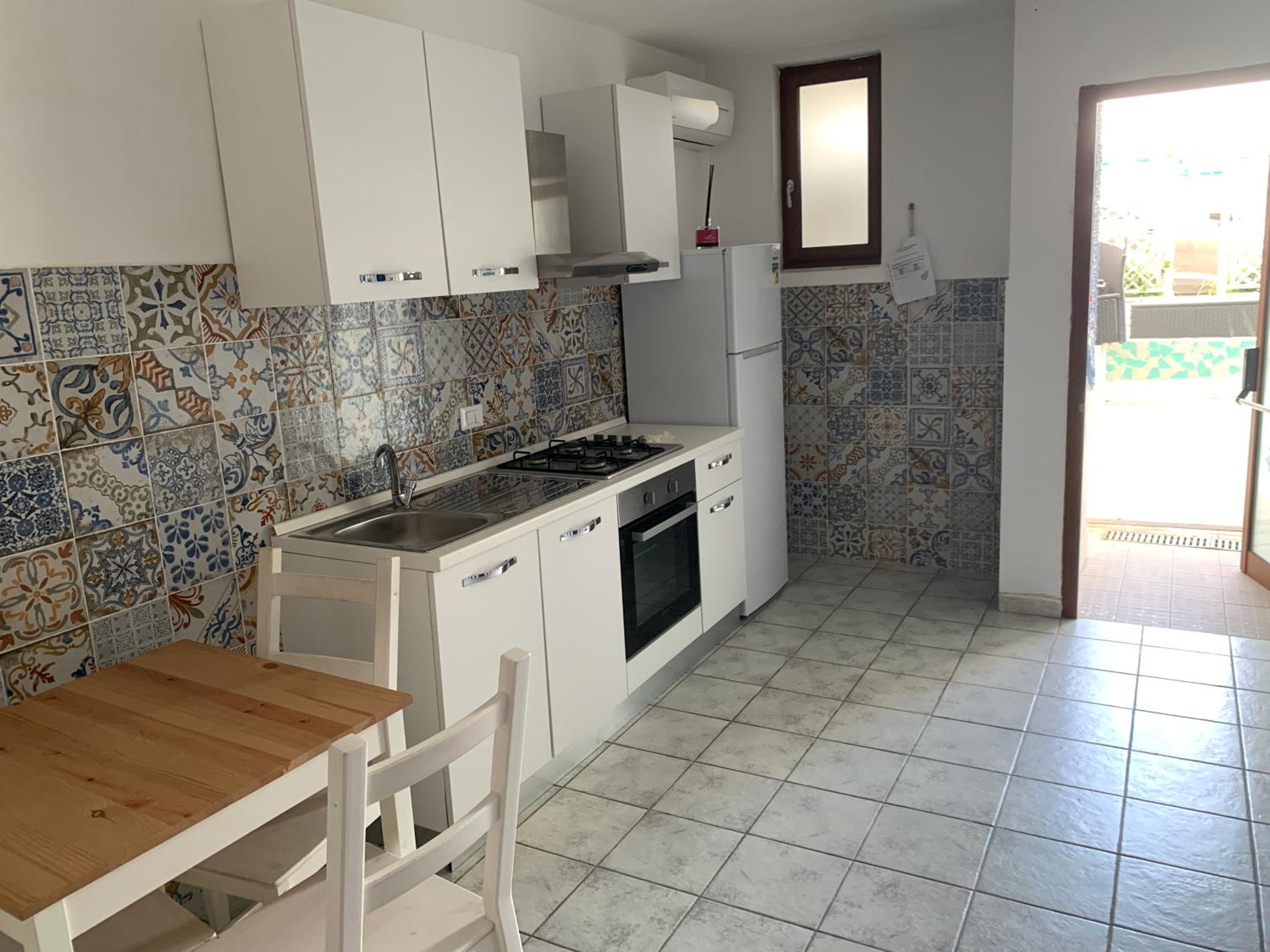 Apartment - Ground Floor photo 2