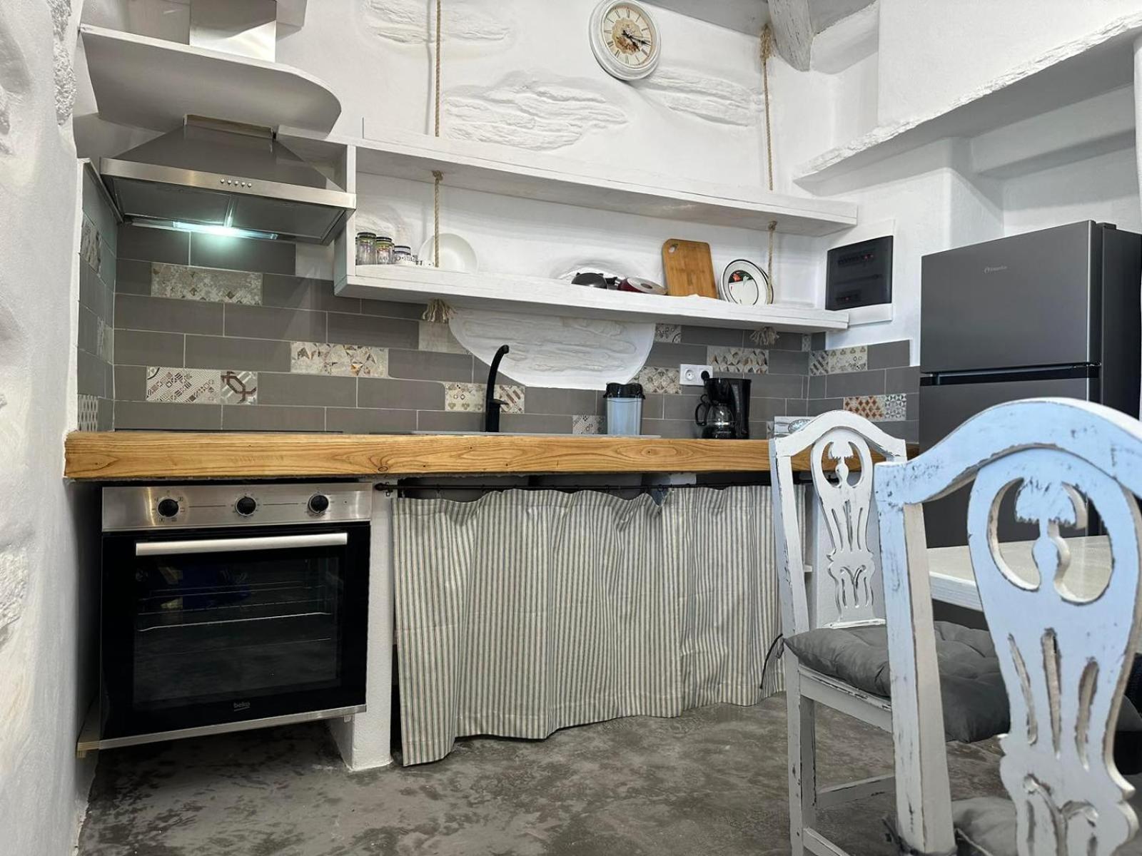 Studio with Sea View photo 3
