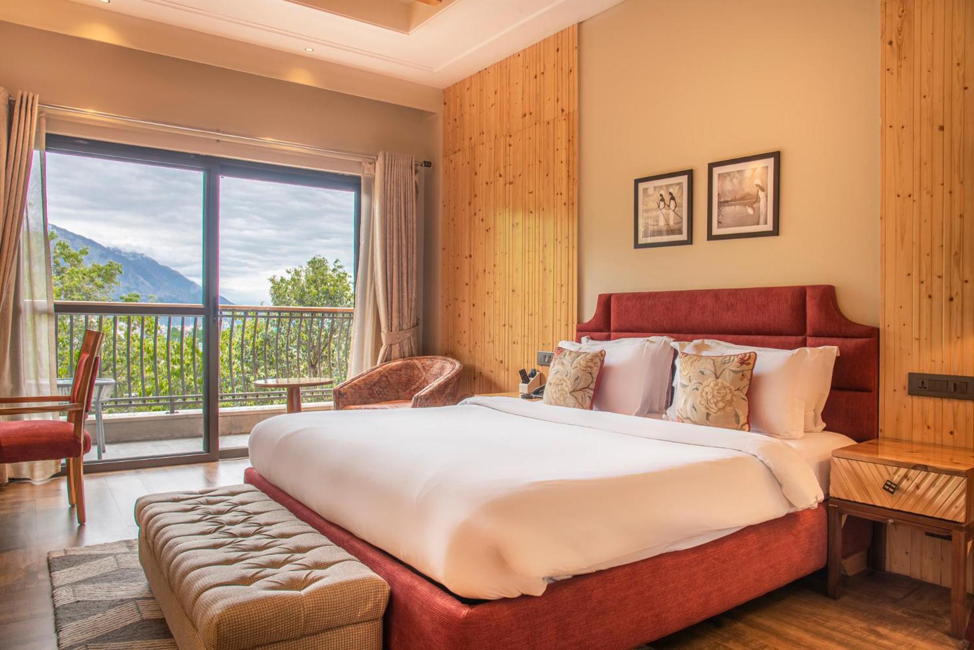 King Room with Balcony