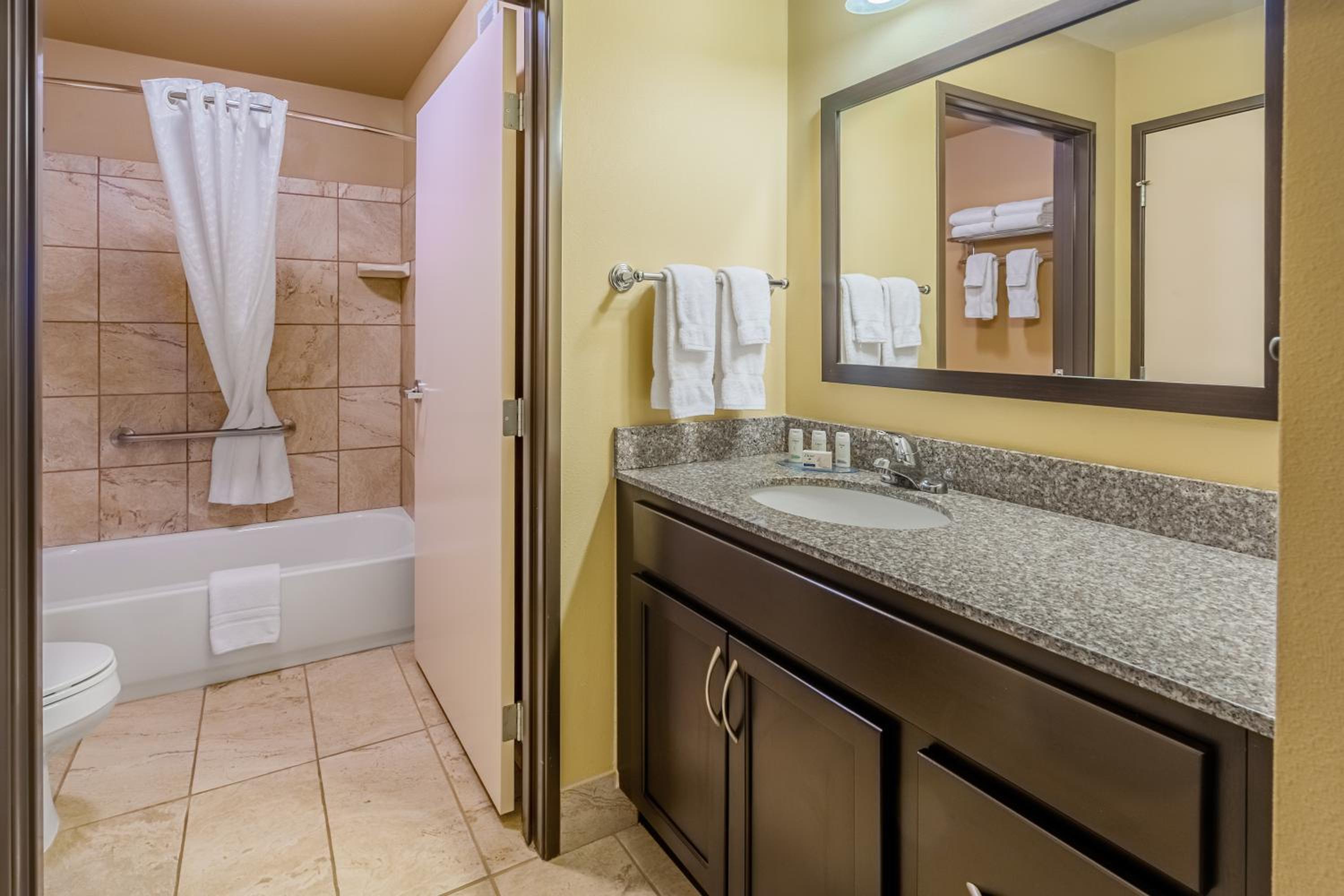 Landmark Suites - Williston, Foto 2