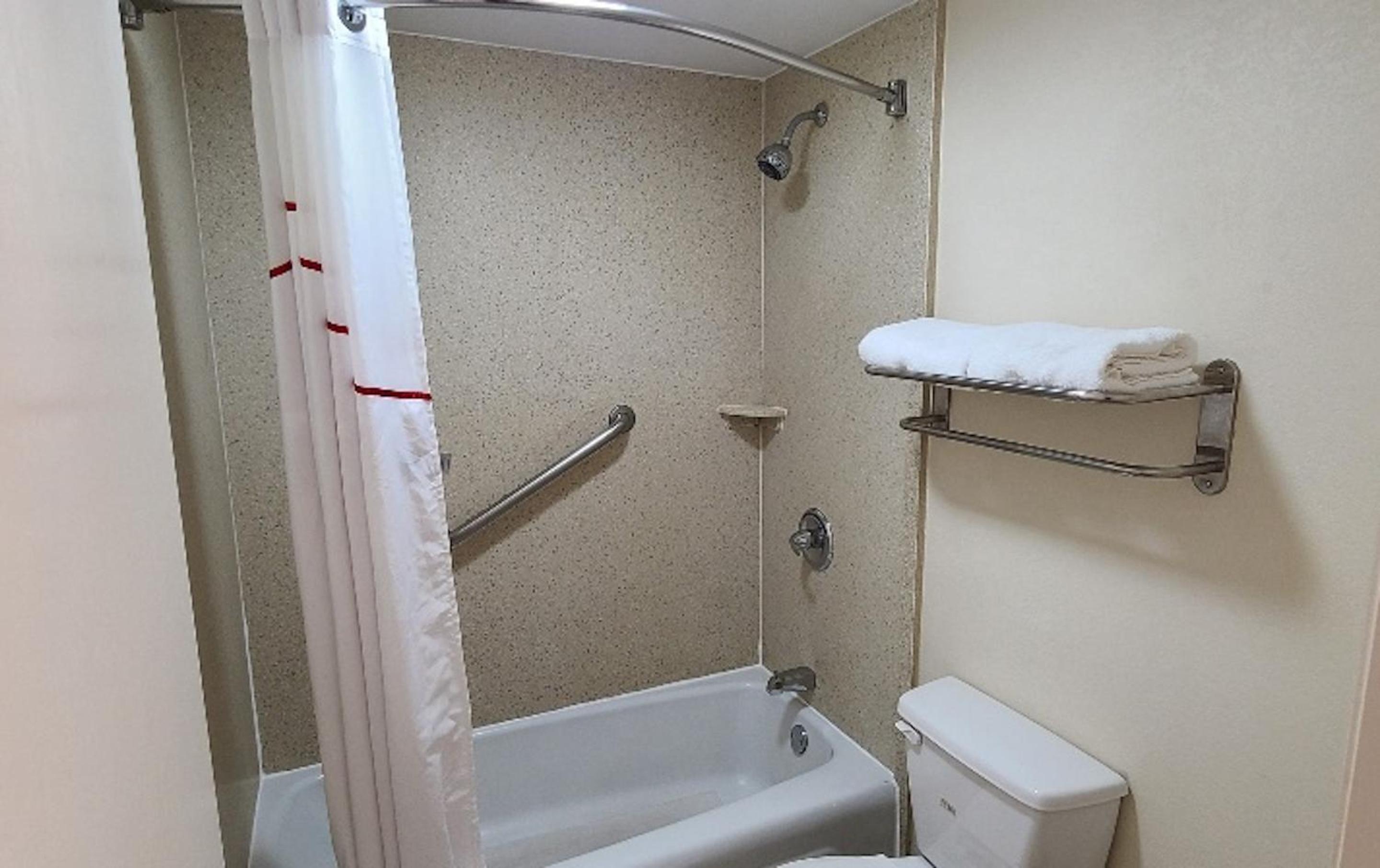 Deluxe Room with Two Double Beds Non-Smoking - Photo 6