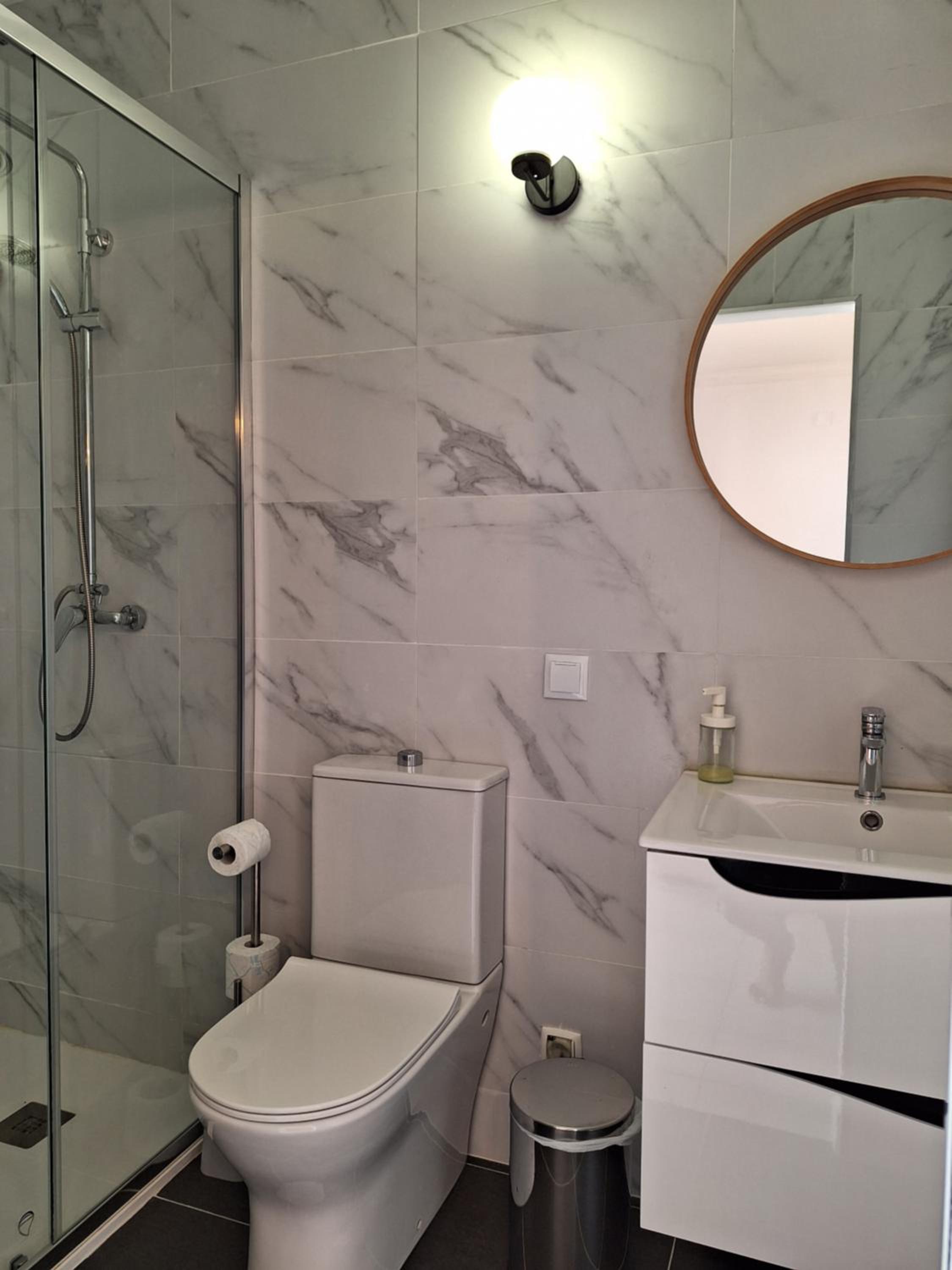 Queen Suite - Photo 5