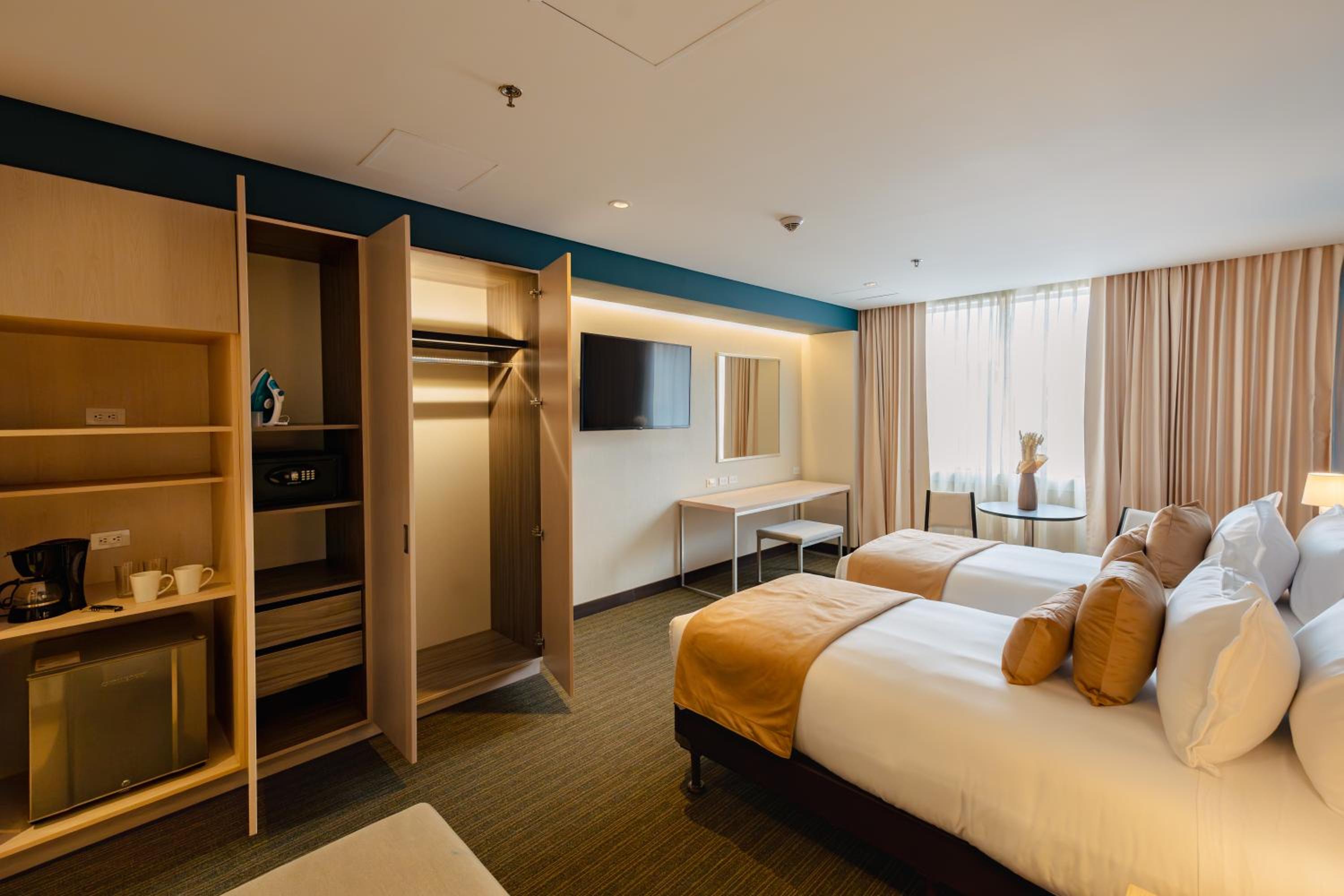 Superior Twin Room photo 3