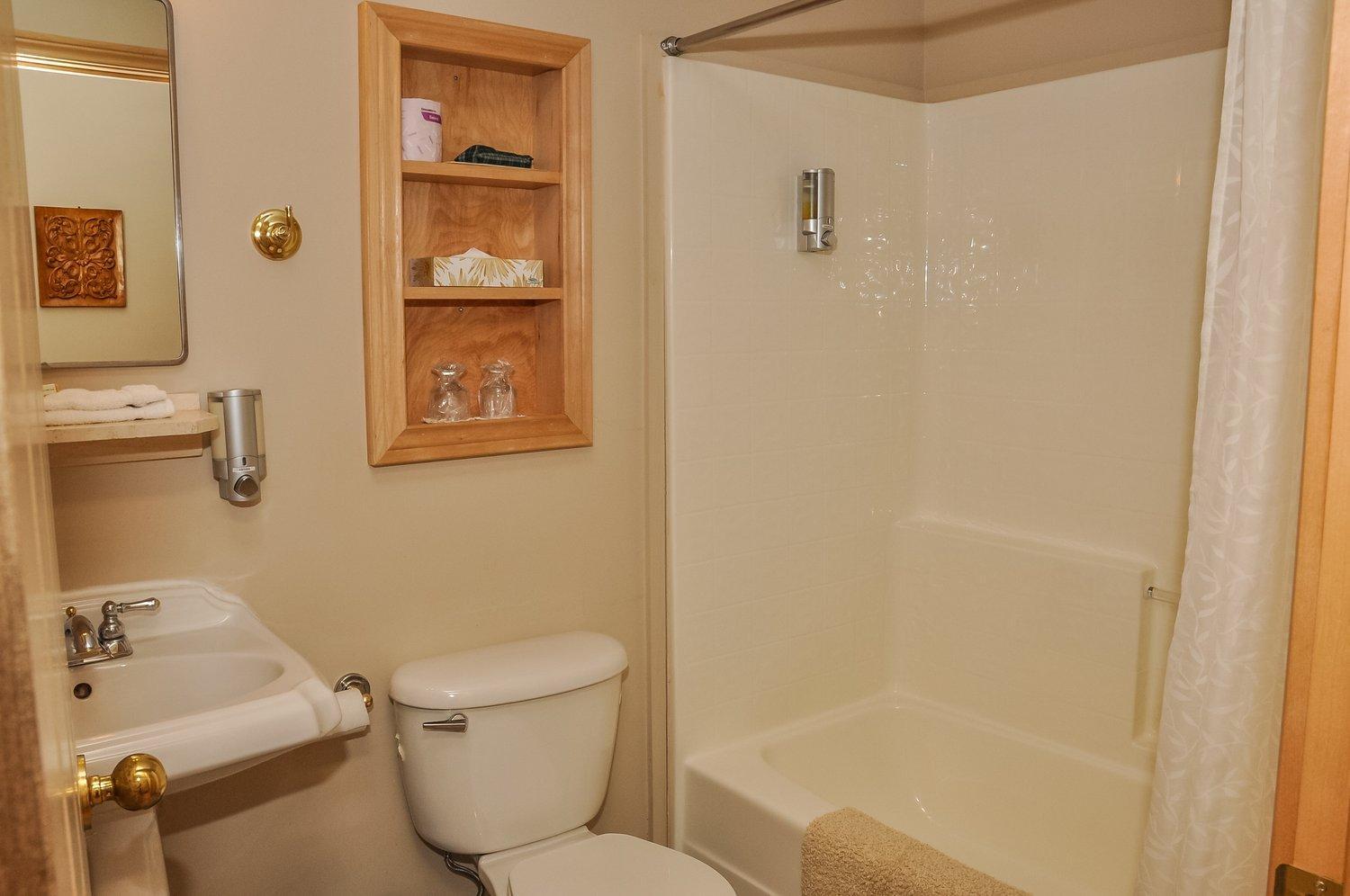 Standard Suite photo 2