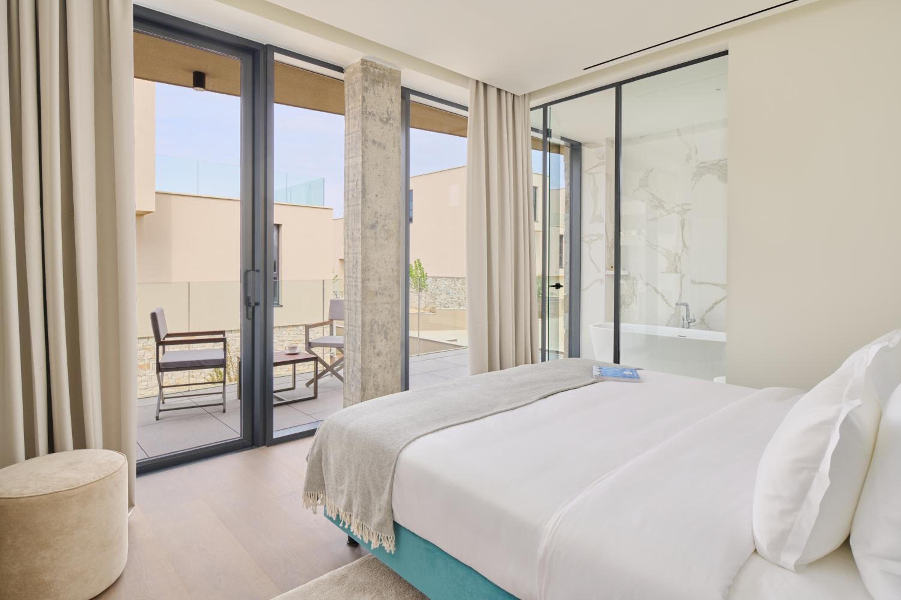 Vier-Schlafzimmer-Villa mit Privatpool - Alex 5*