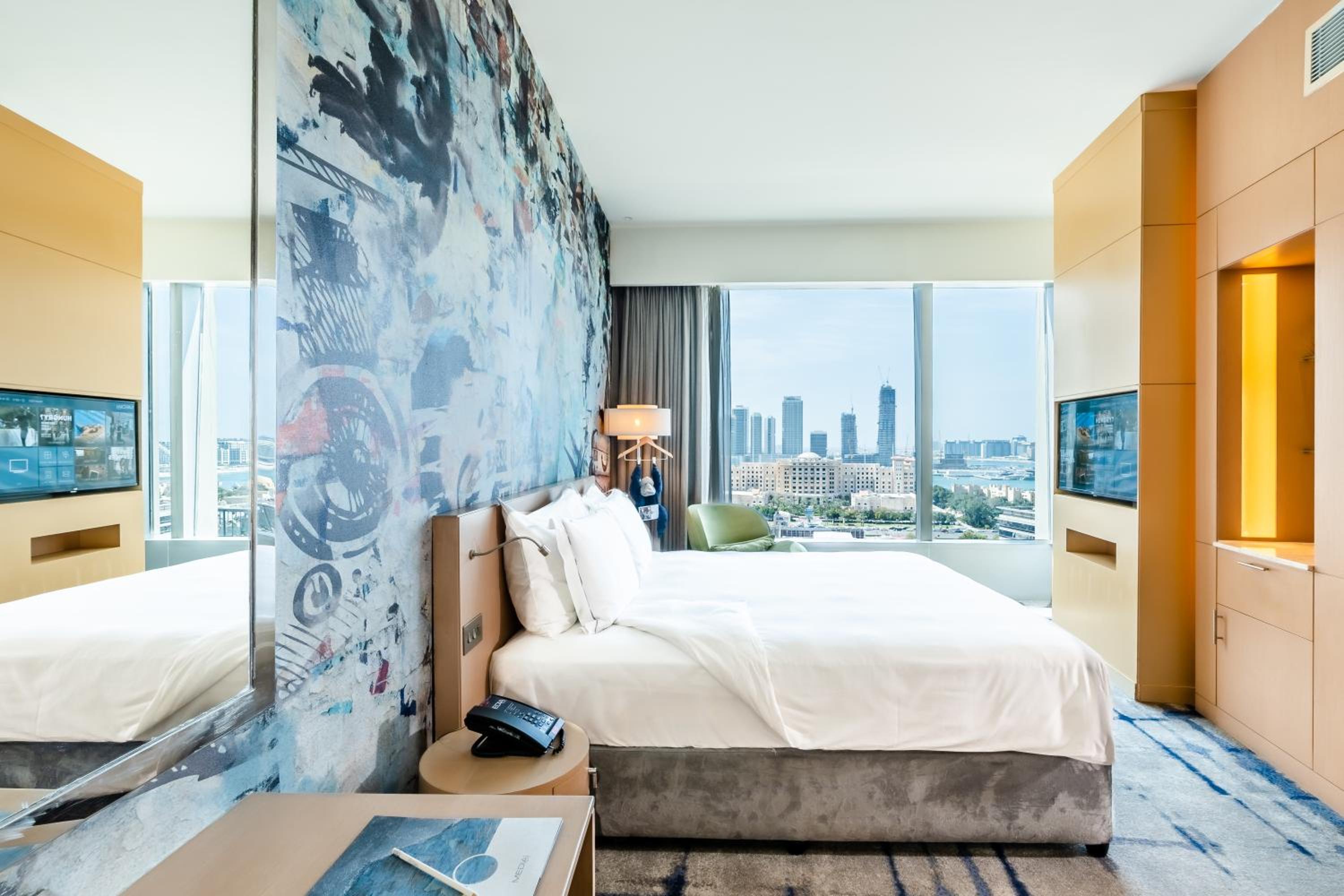 Premium Cool Room - King photo 3