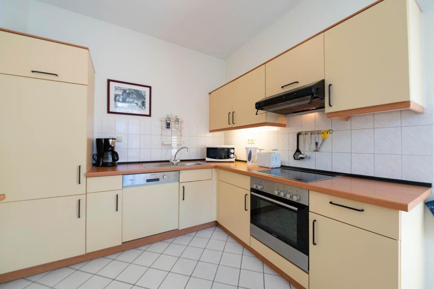Two-Bedroom Apartment with Balcony photo 3