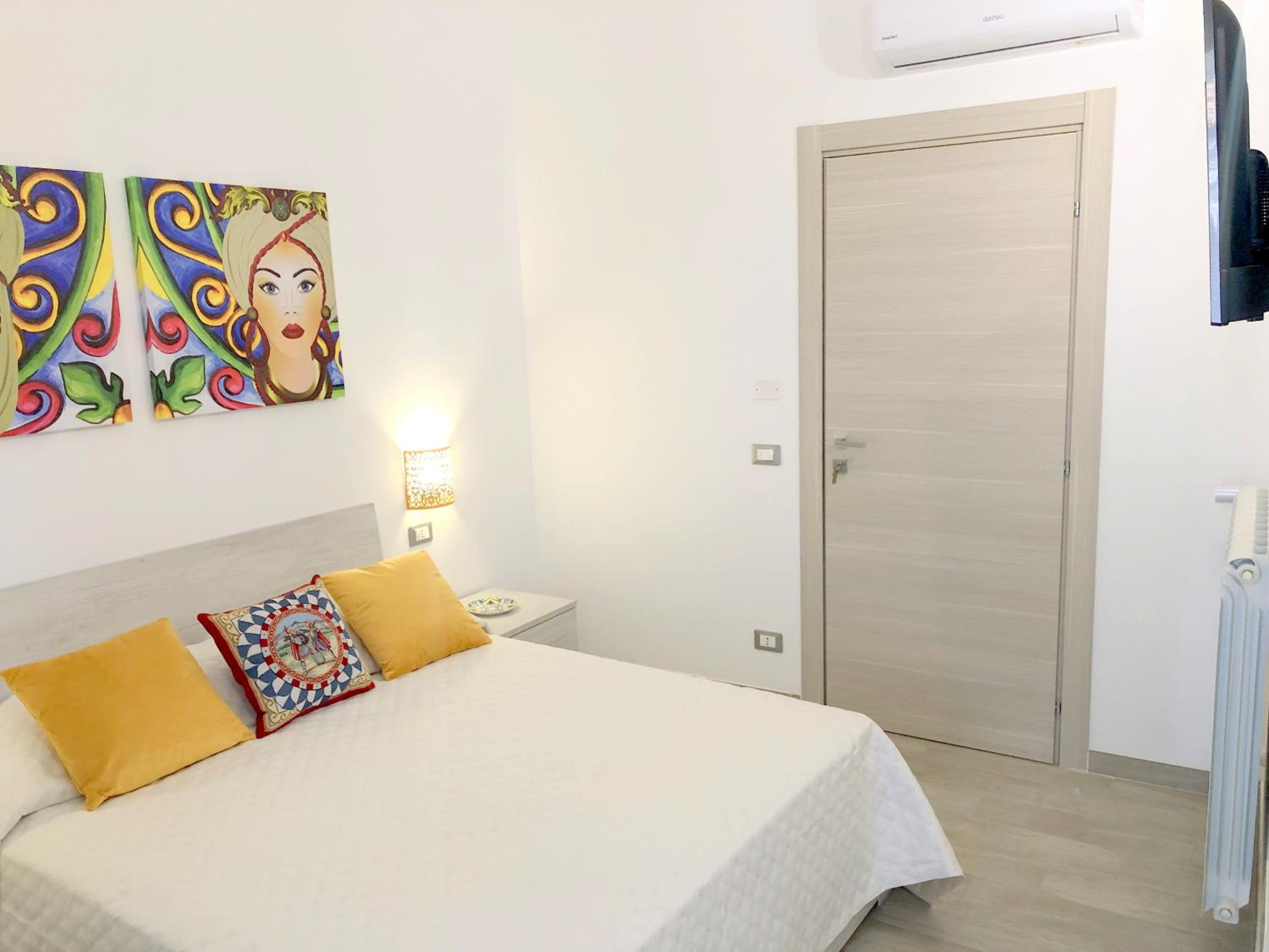 Standard Double Room photo 2