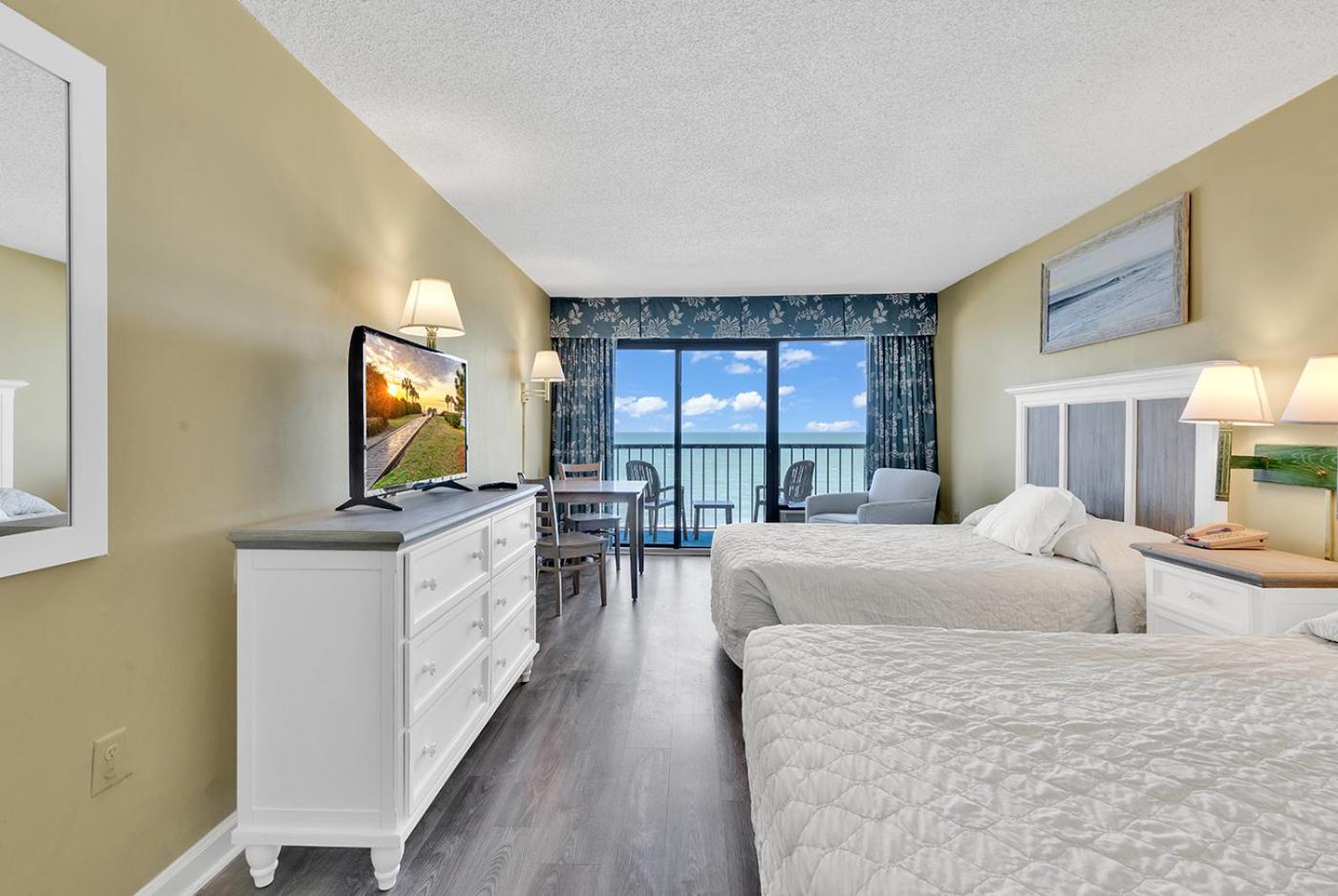 Queen Room with Sea View photo 2