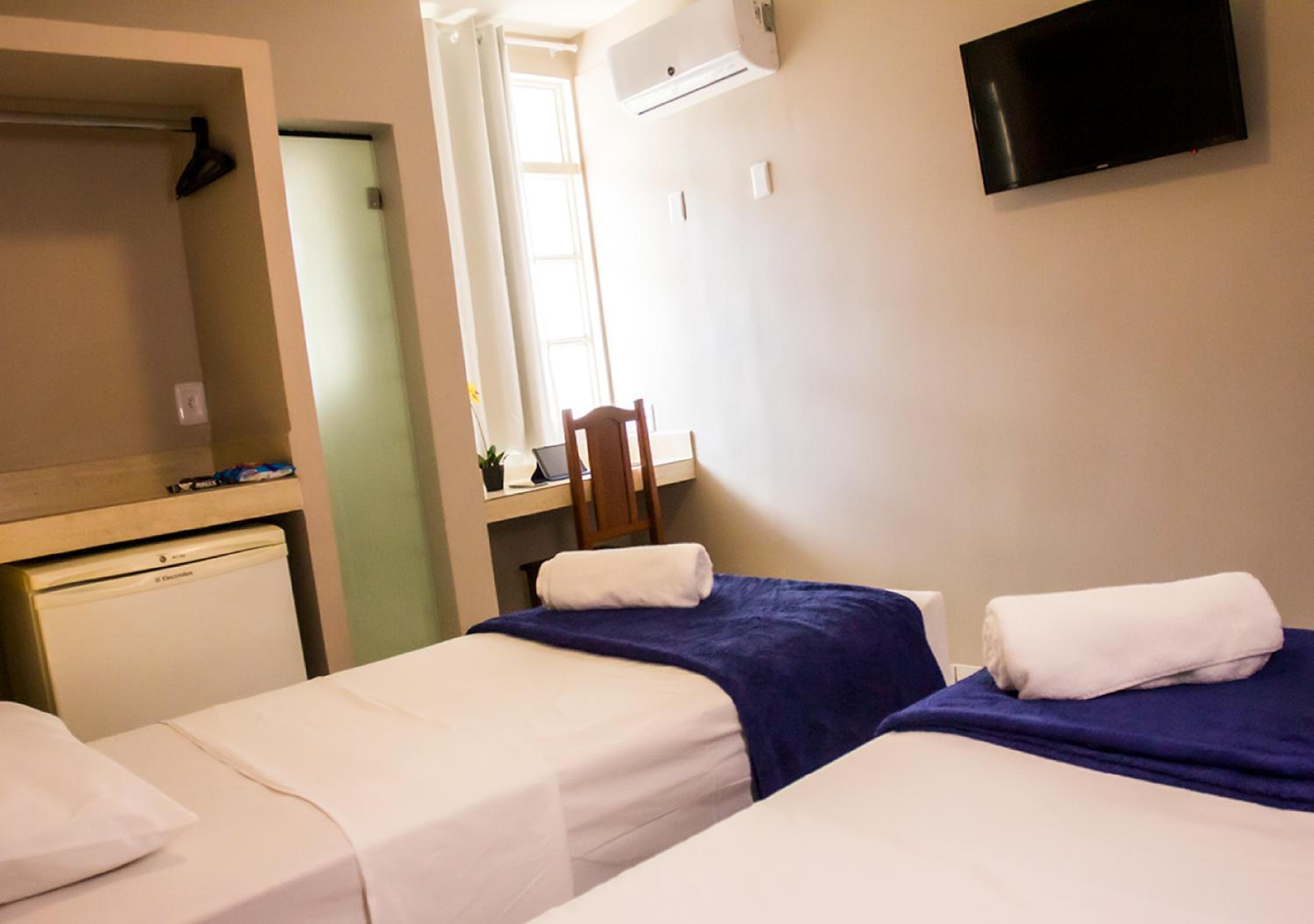 Budget Double Room - Photo 2