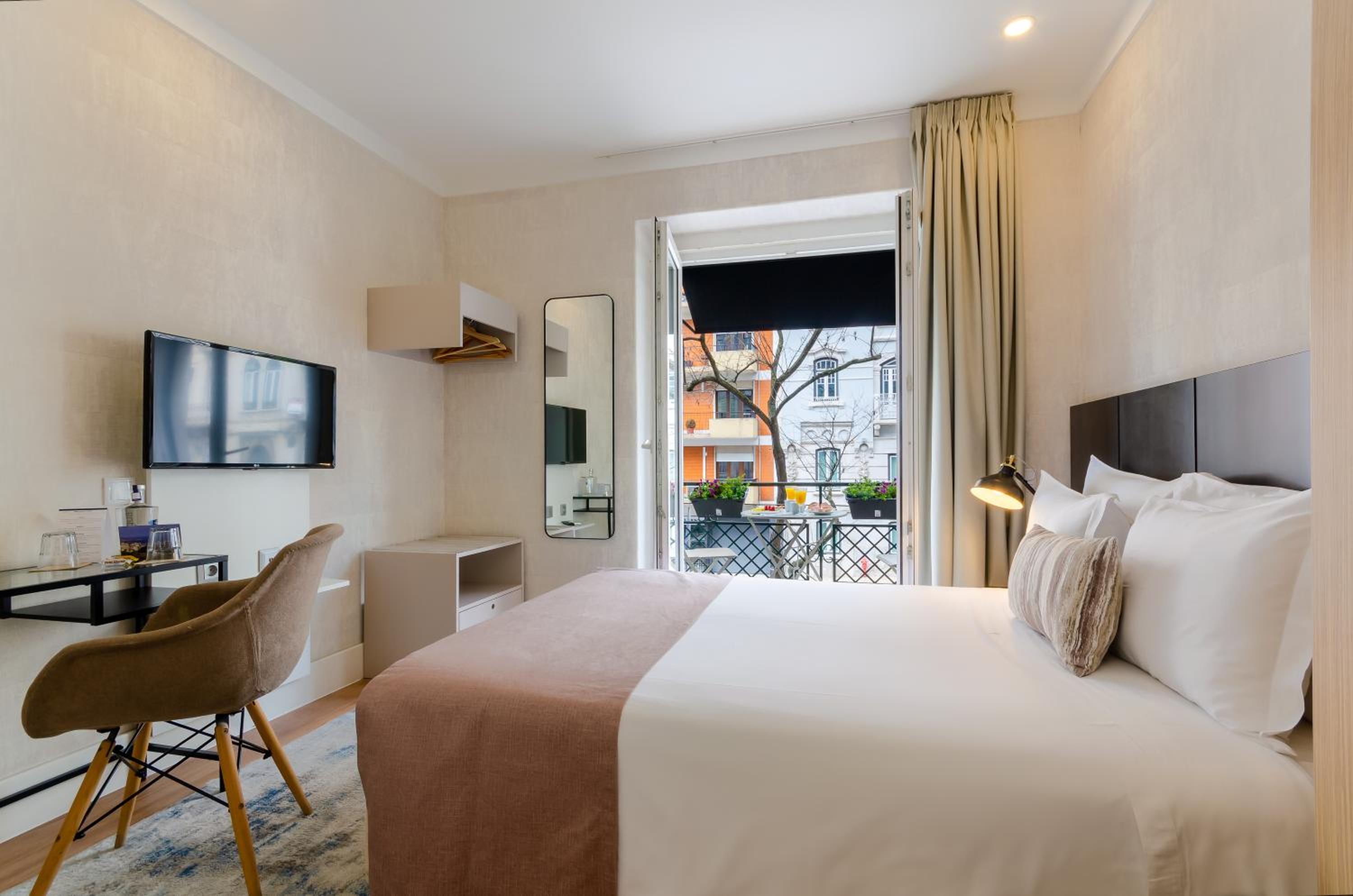Double Room with Balcony photo 1