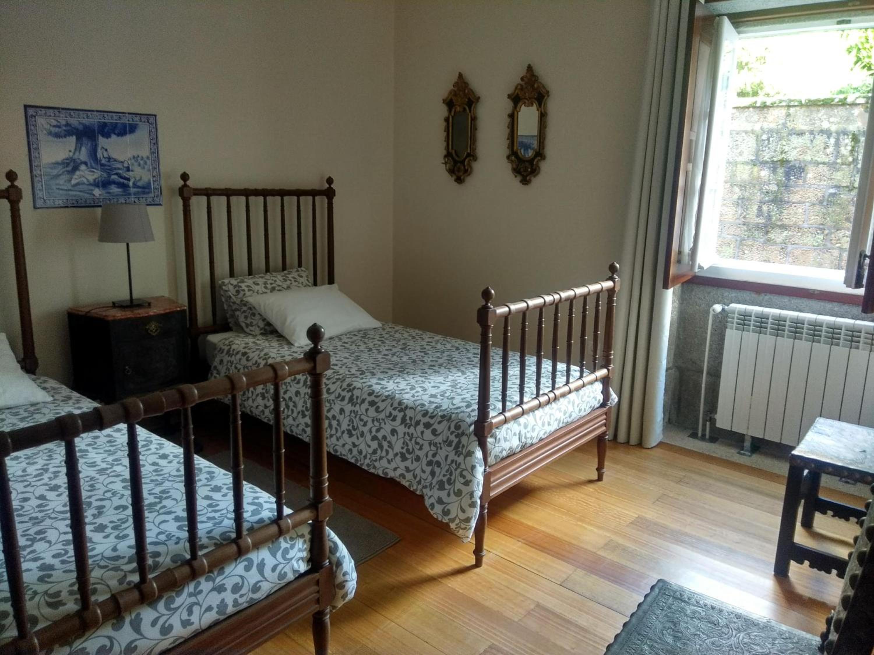 Twin Room - Photo 4