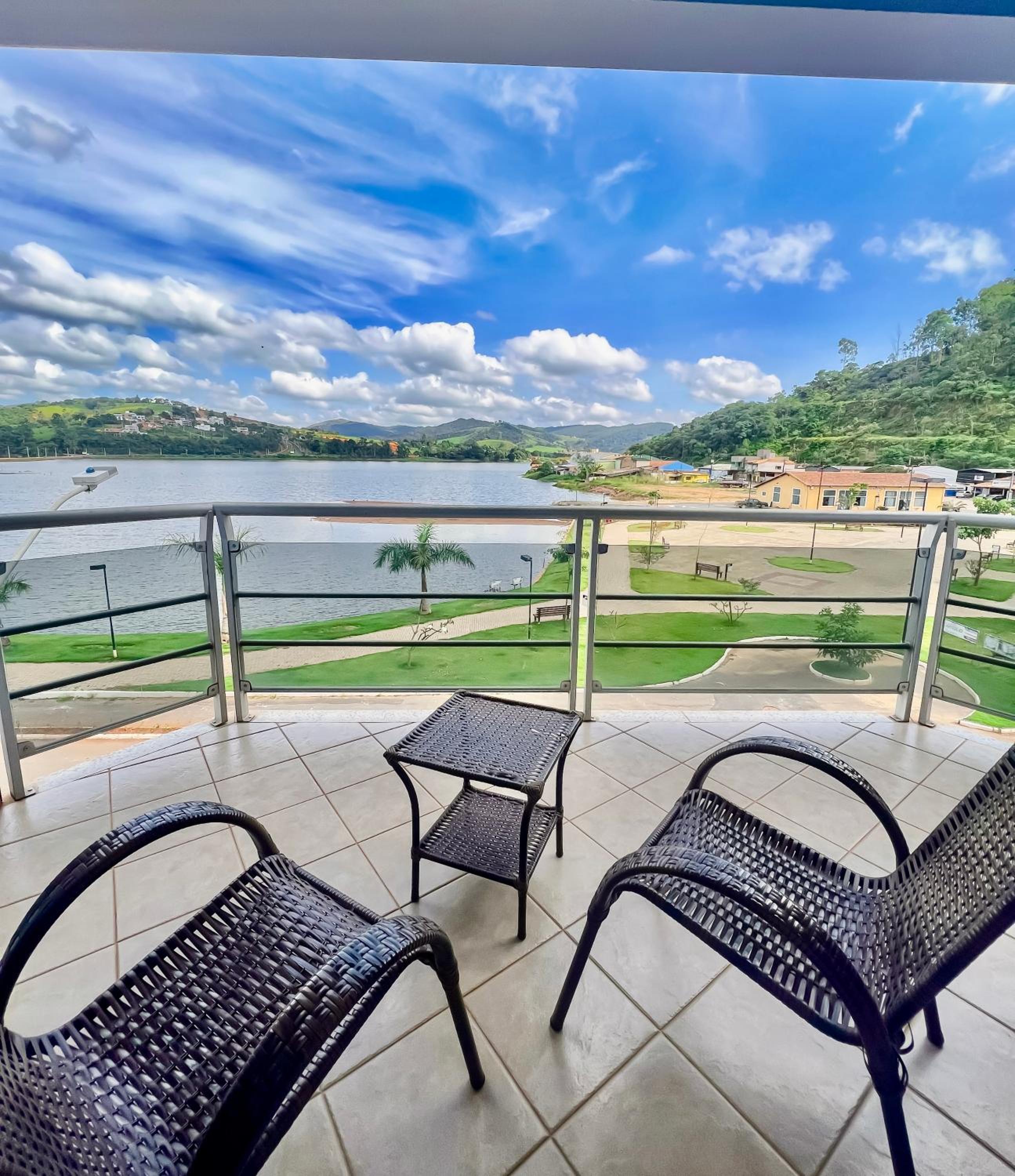 Triple Room with Lake View photo 3