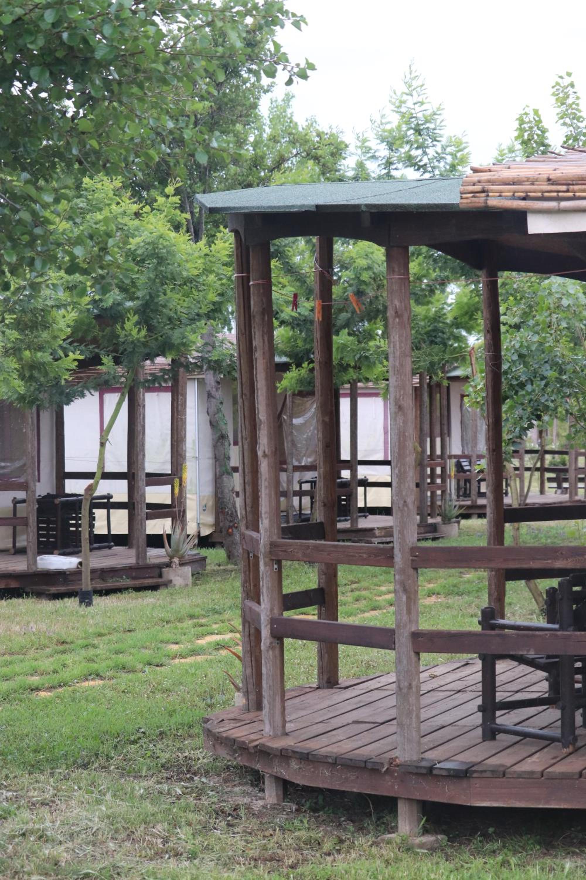 Tent - Photo 20