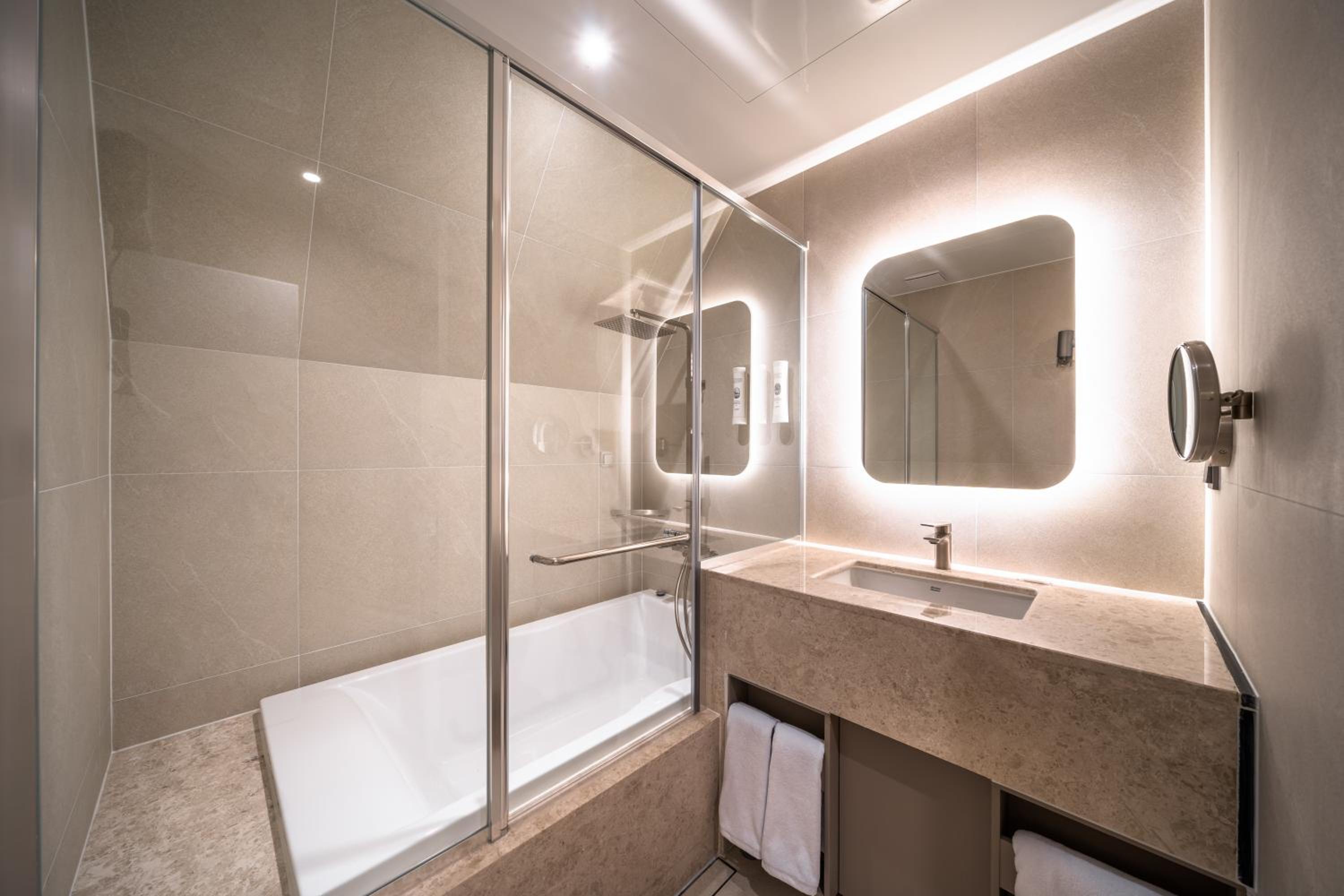 Junior Suite - Photo 6