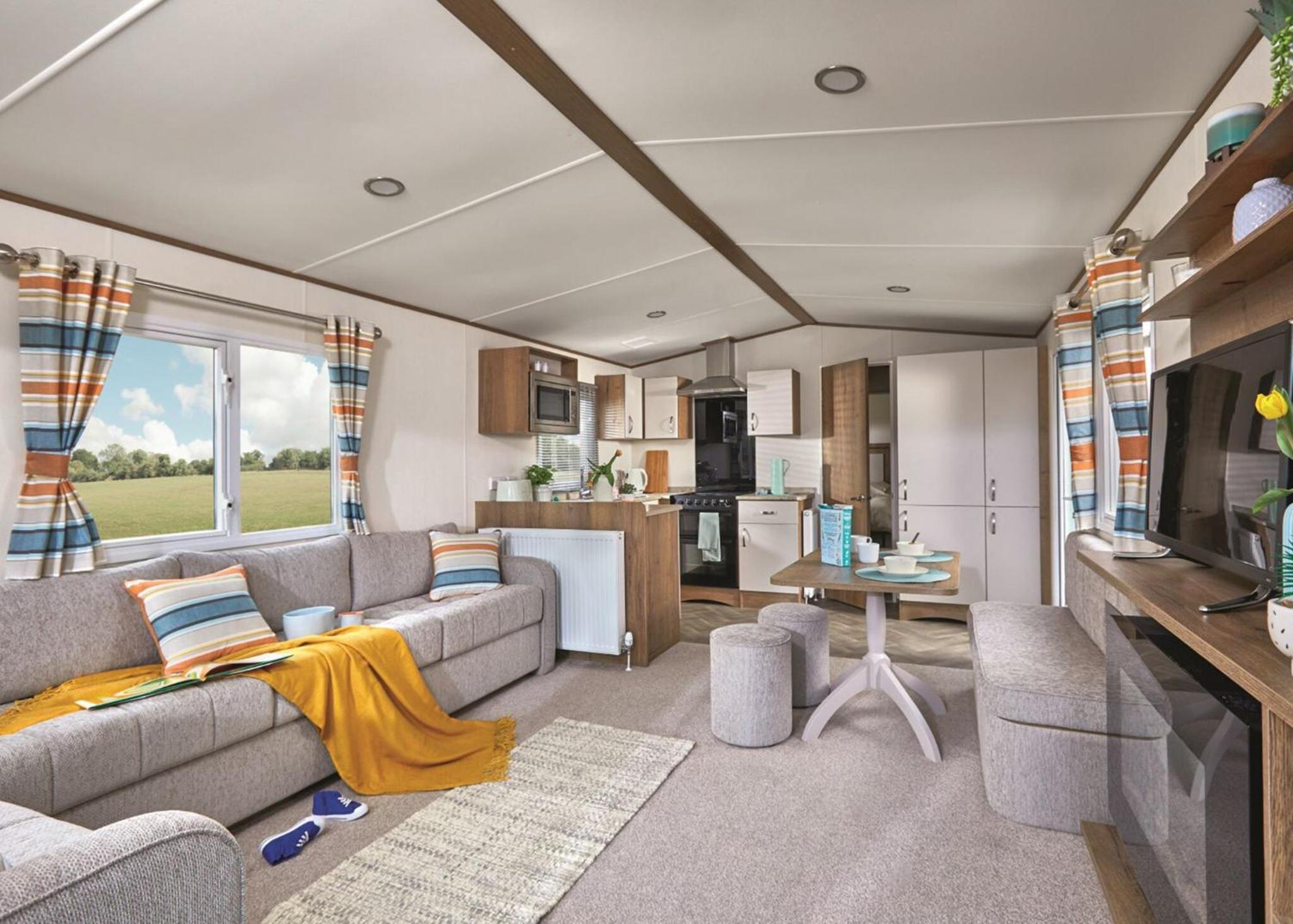 Mobile Home 8 photo 2
