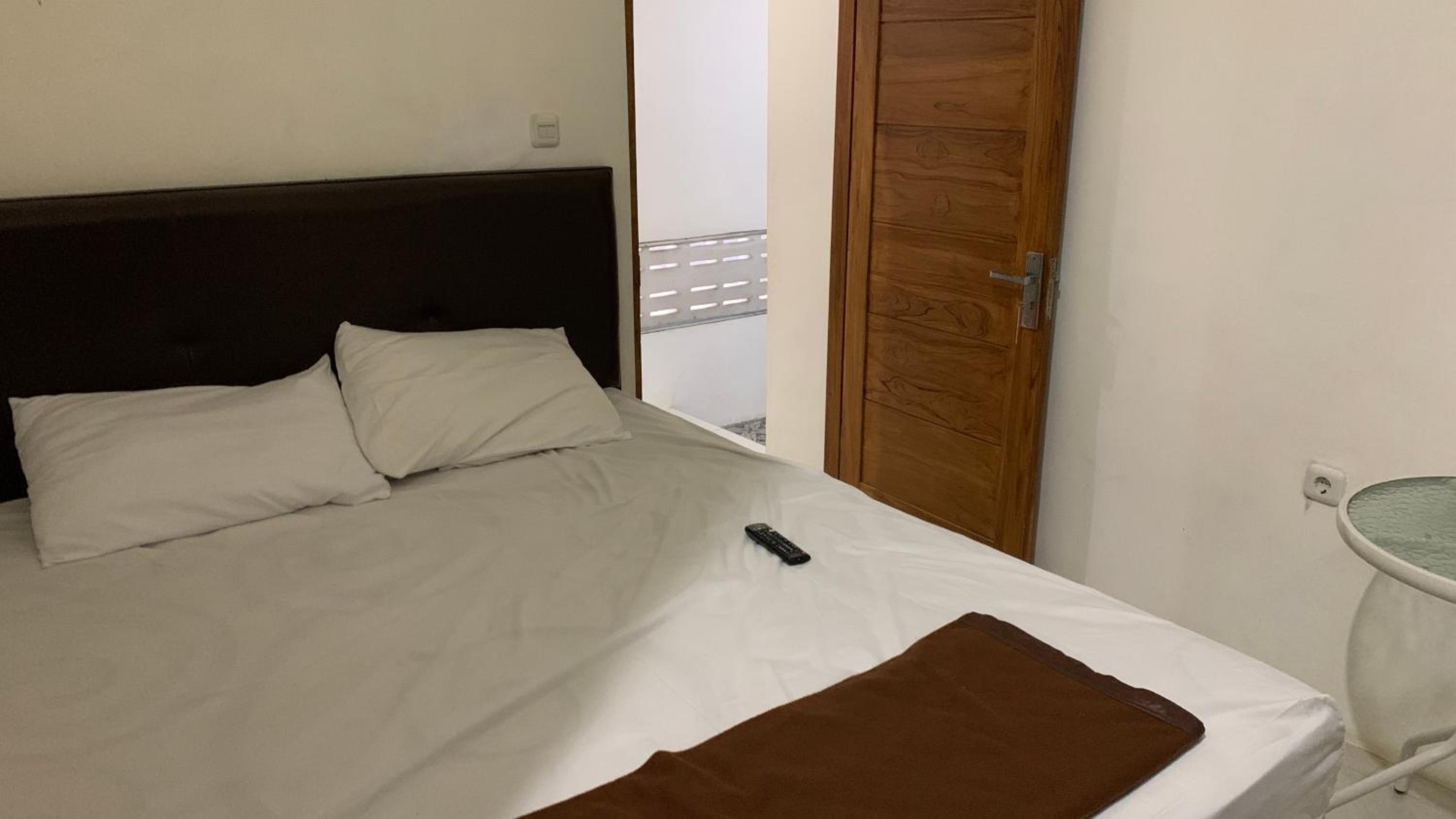 Double Room with Balcony - Photo 1