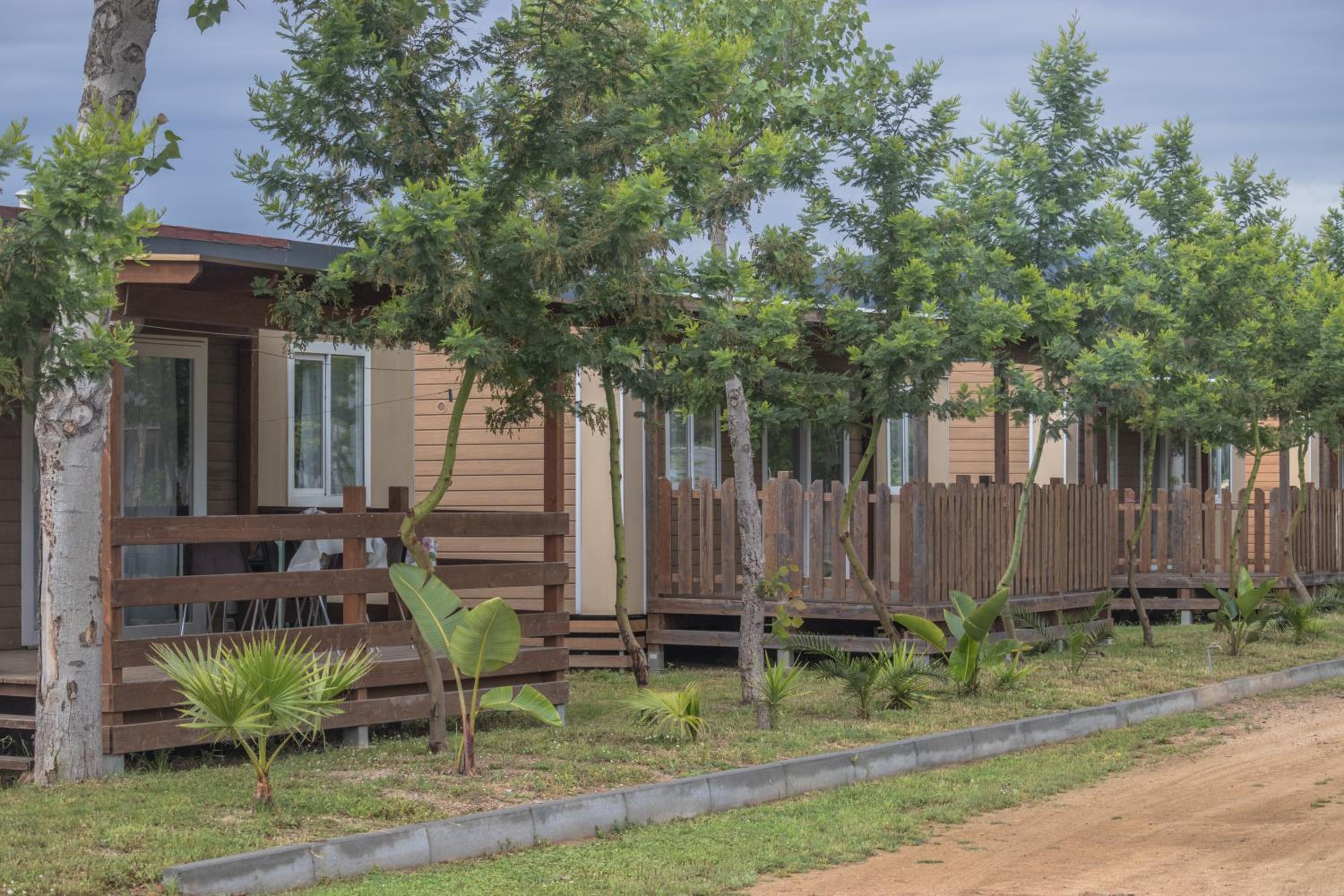Mobile Home - Photo 24