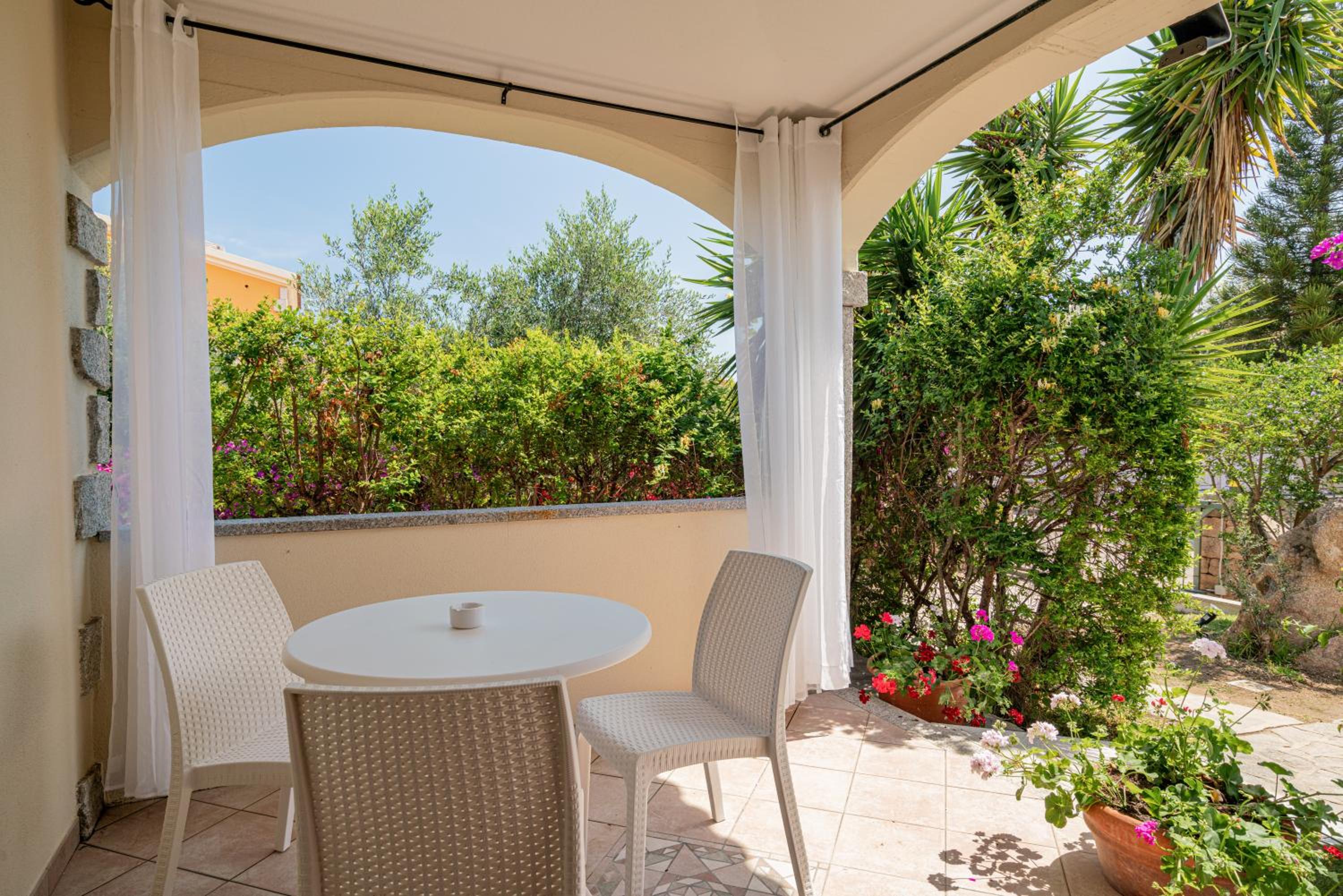 Deluxe Double Room With Balcony photo 2