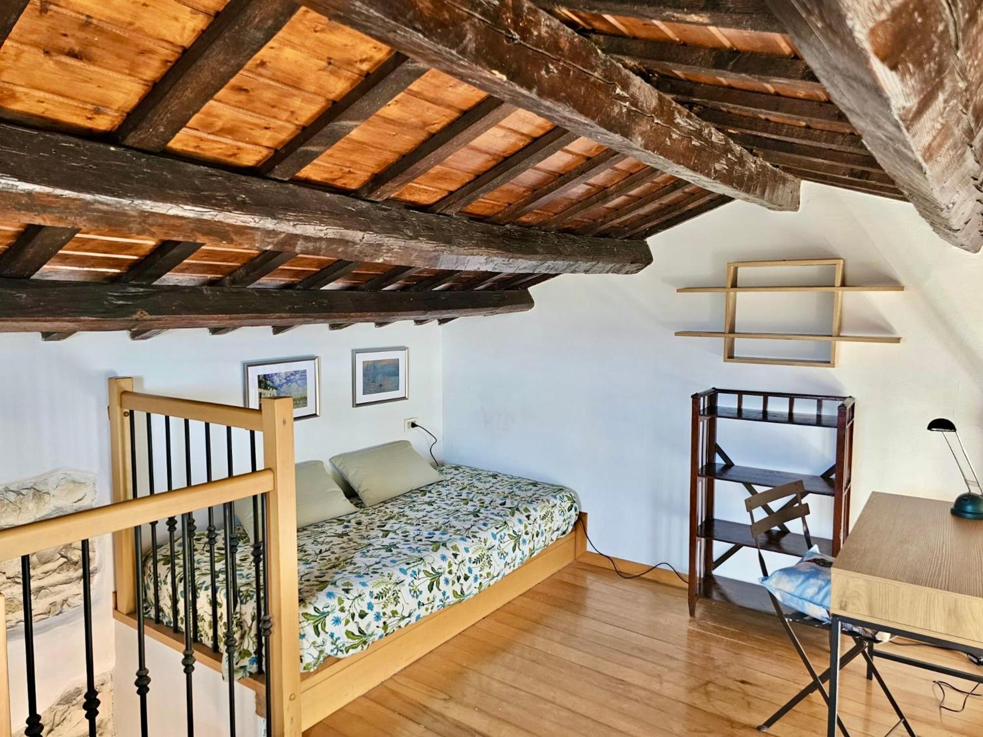 Three-Bedroom Apartment with View photo 1