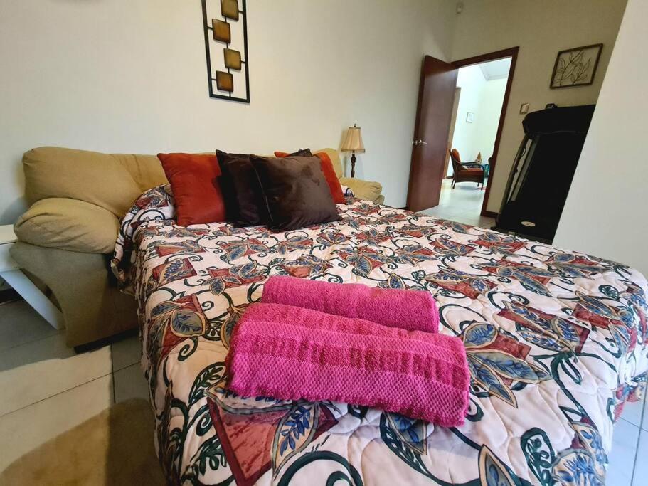 Three-Bedroom House photo 2