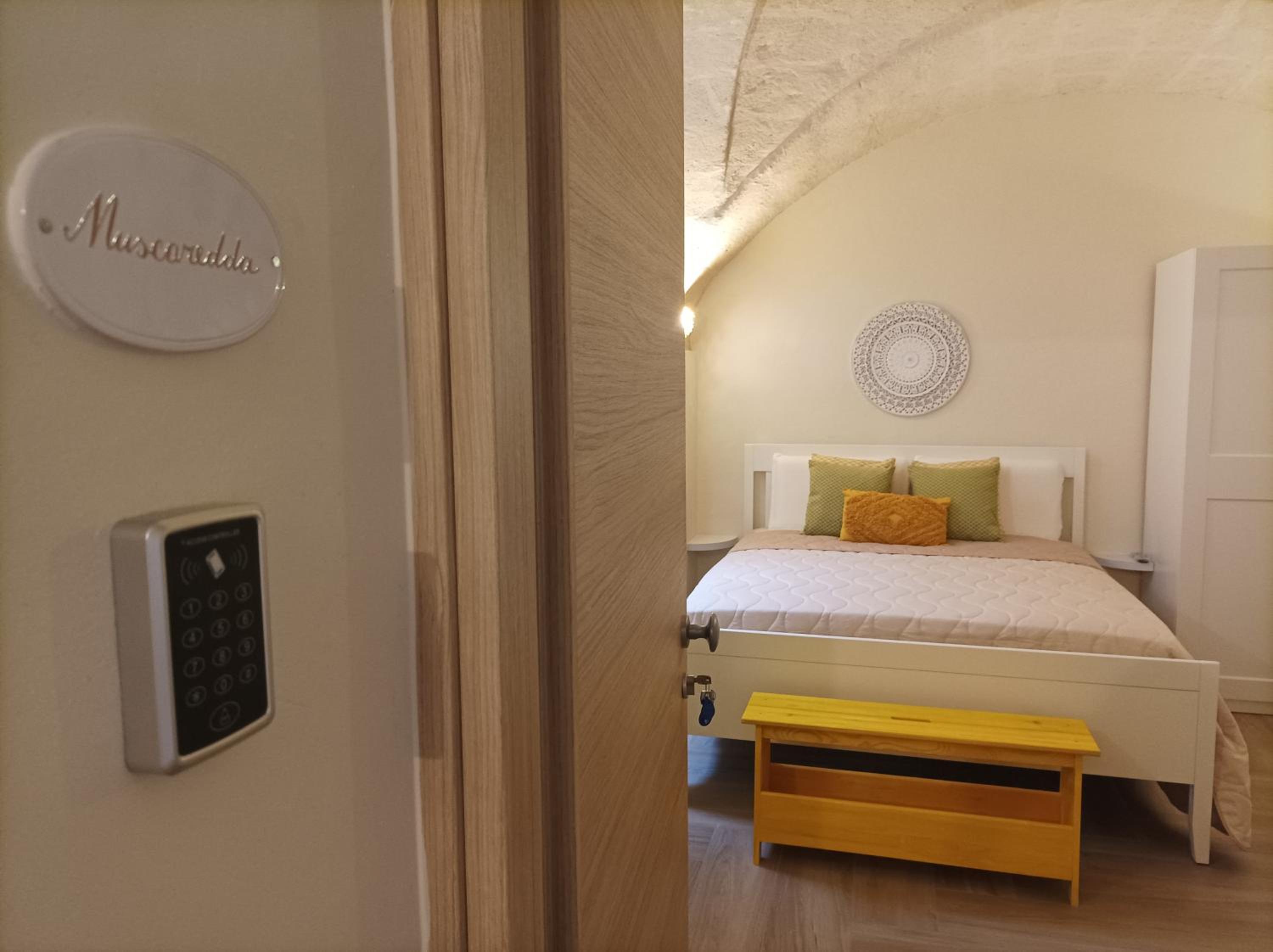 Double Room with Private Bathroom photo 1